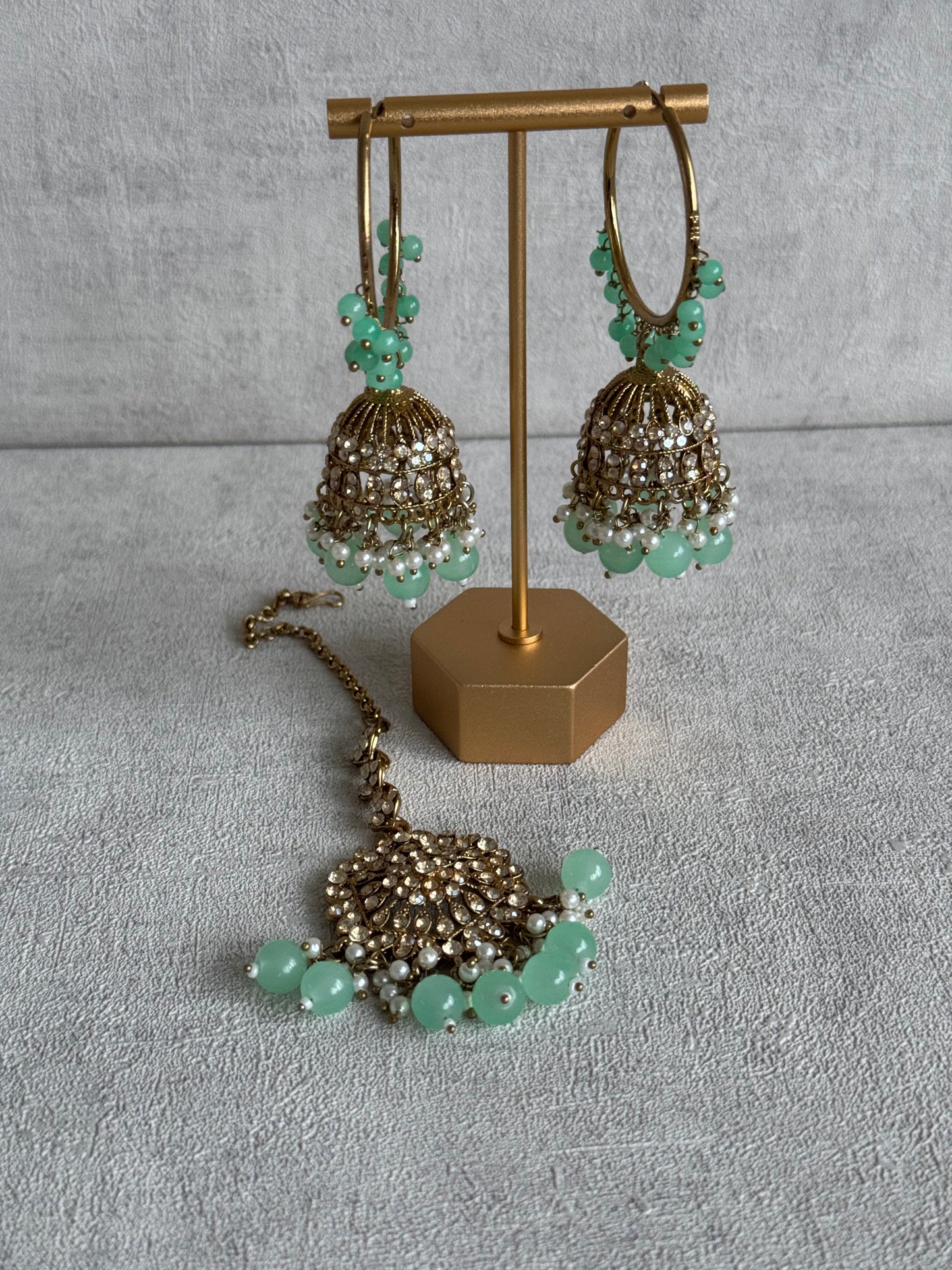 Ayura Designs Dastoor Tikka Set with Balis – Mint Green Beads, Champagne Stones & Pearls