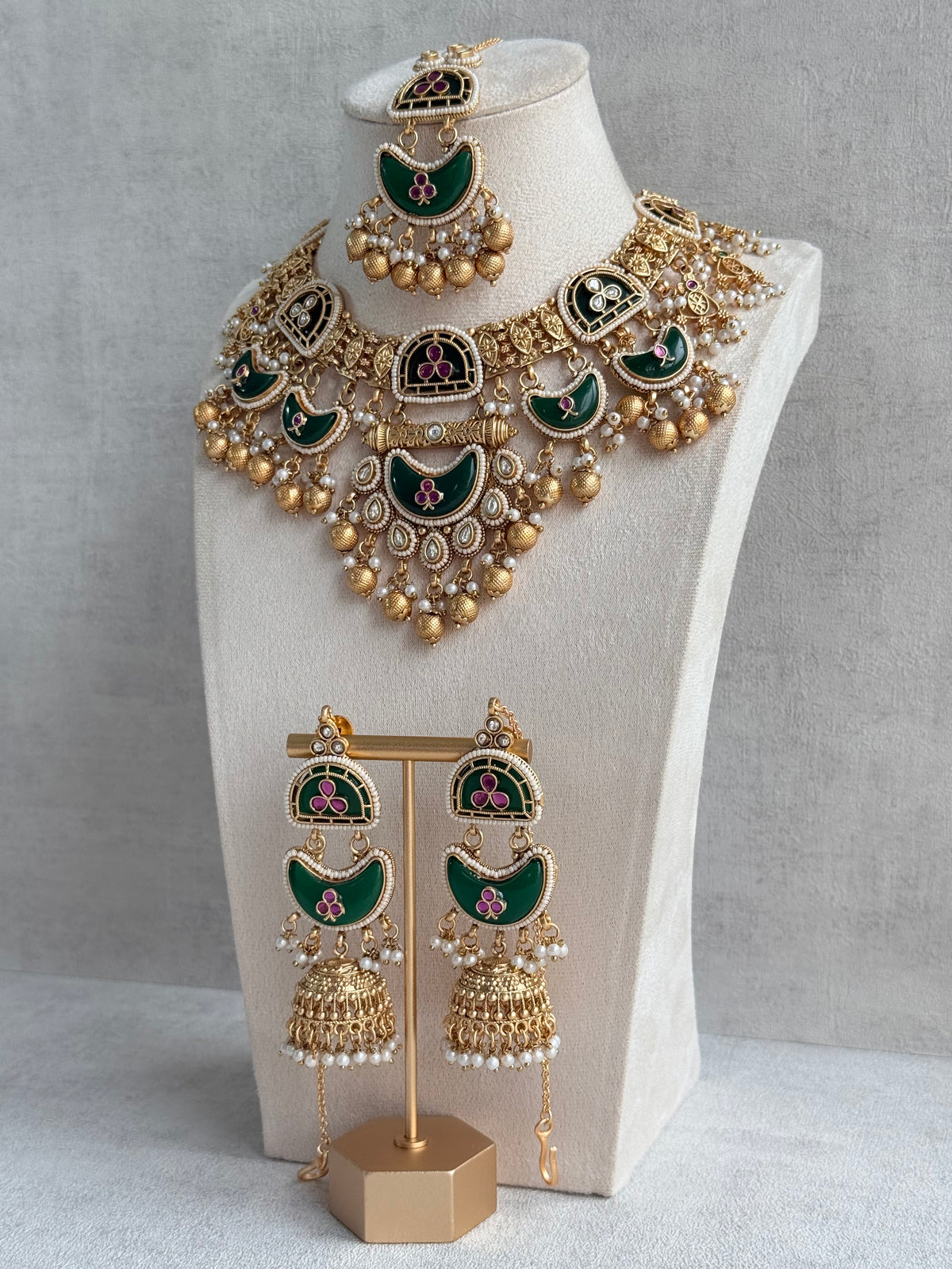 Ayura Designs Tafiza Necklace Set with Sahare Jhumki Earrings & Tikka – Emerald Green, Rani Pink, Kundan, Pearls & Antique Gold Finish