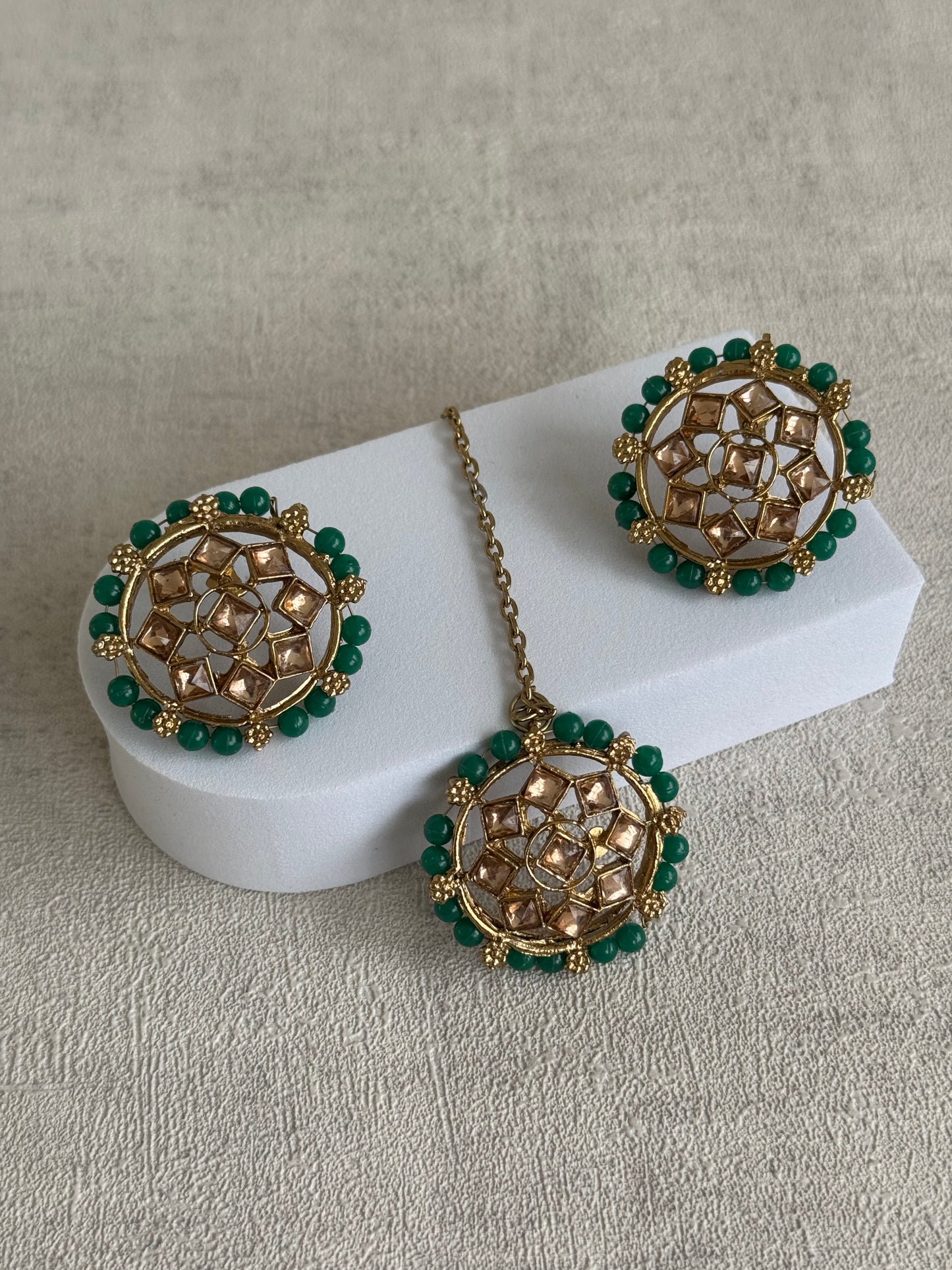 Ayura Designs Hala Set with Tikka & Studs – Emerald Green Beads & Champagne Kundan
