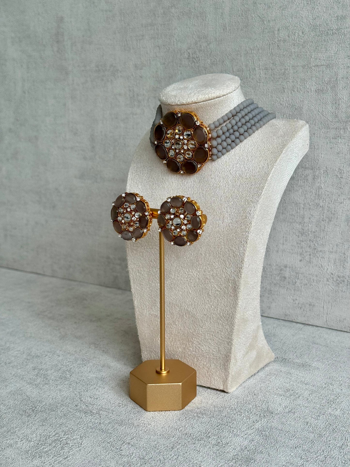 Ayura Designs Yasmin Kundan Choker Set with Studs – Slate Grey Beads & Mirror-Cut Stones