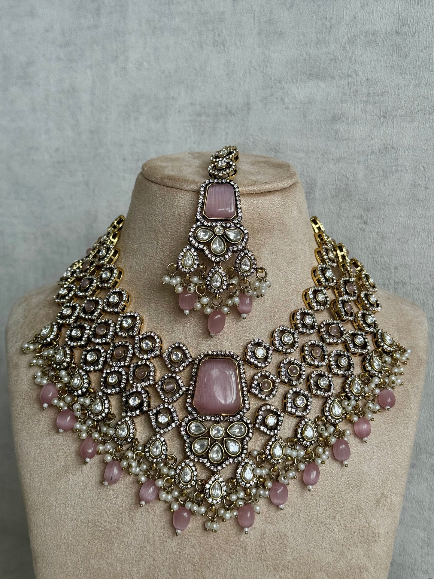 Ayura Designs Gulrukh Bridal Set with Necklace, Jhumkis & Tikka – Jadau Kundan Craftsmanship with Mirror-Cut Polki, Blush Rose Stones & Antique Gold Finish