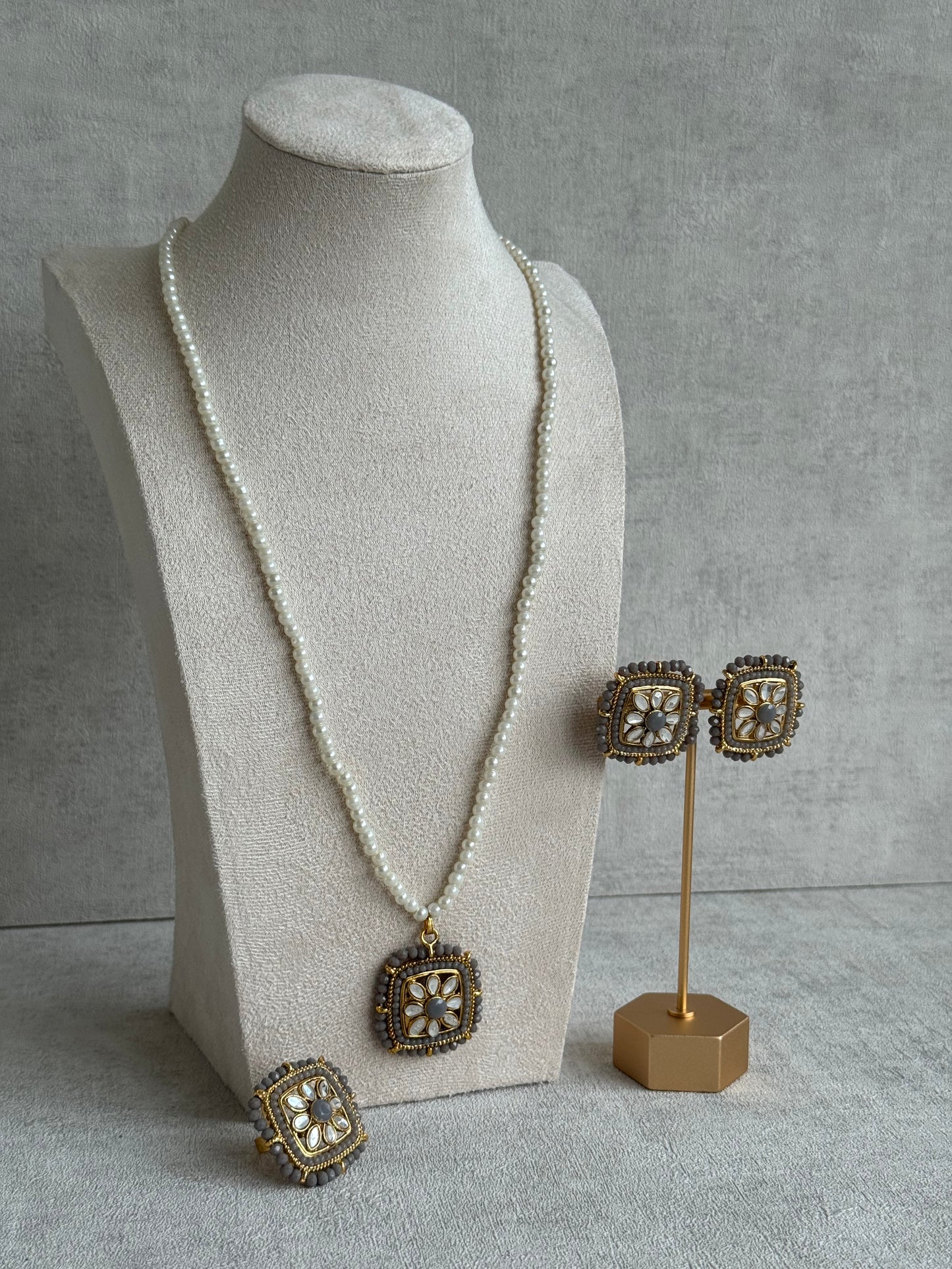 Ayura Designs Roma Pendant Set with Studs & Ring – Dove Grey Beads, Mirror-Cut Polki & Pearl Detailing