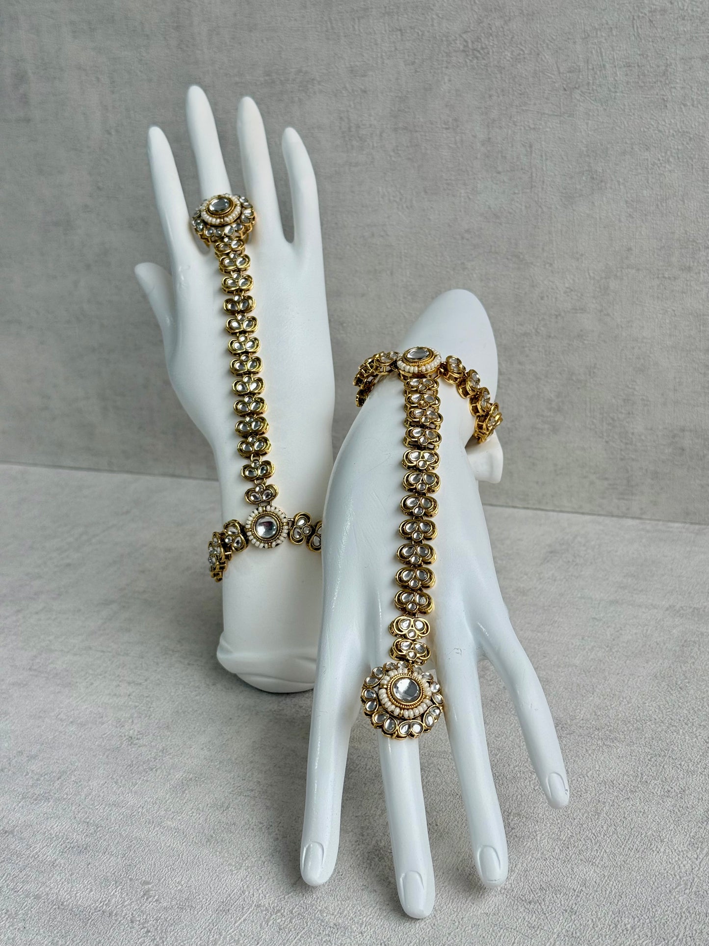 Ayura Designs Maura Haathphool – Antique Gold Hand Harness with Mirror-Cut Stones & Pearl Detailing