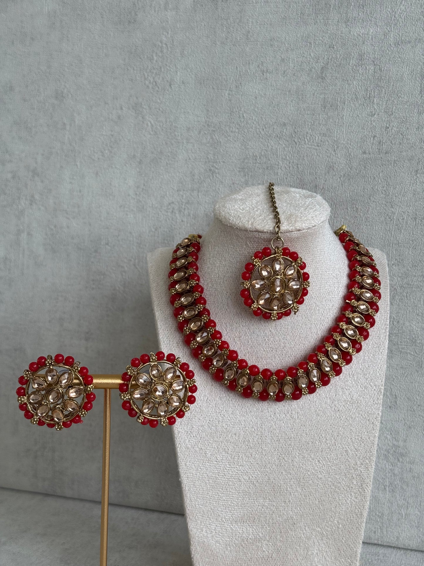 Ayura Designs Hala Set with Tikka & Studs – Orange Beads & Champagne Kundan