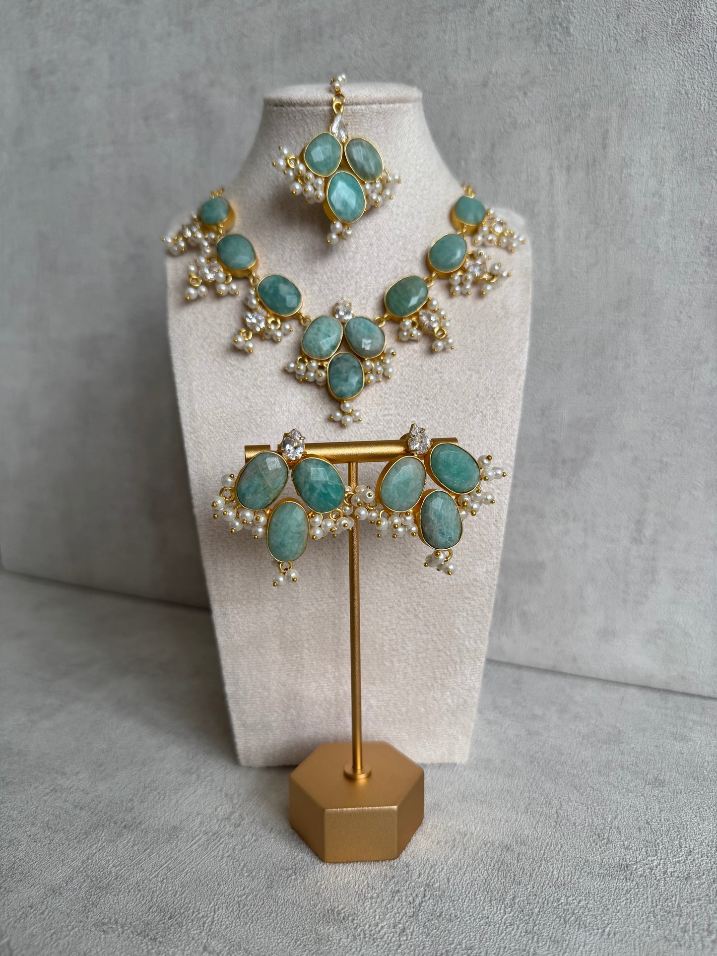 Ayura Designs Anahita Set with Tikka & Earrings – Amazonite, Crystals & Pearls