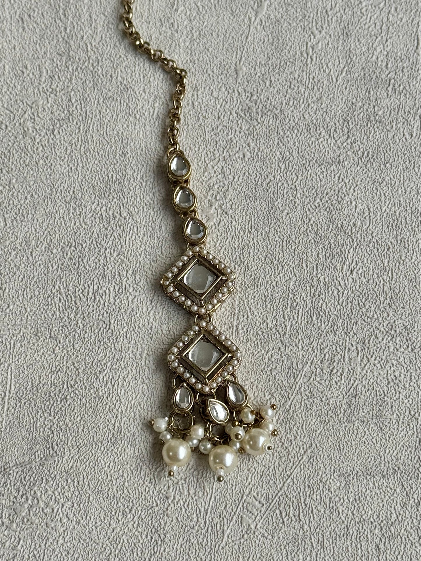 Ayura Designs Talia Set with Earrings & Tikka – Champagne Gold, Kundan & Pearls
