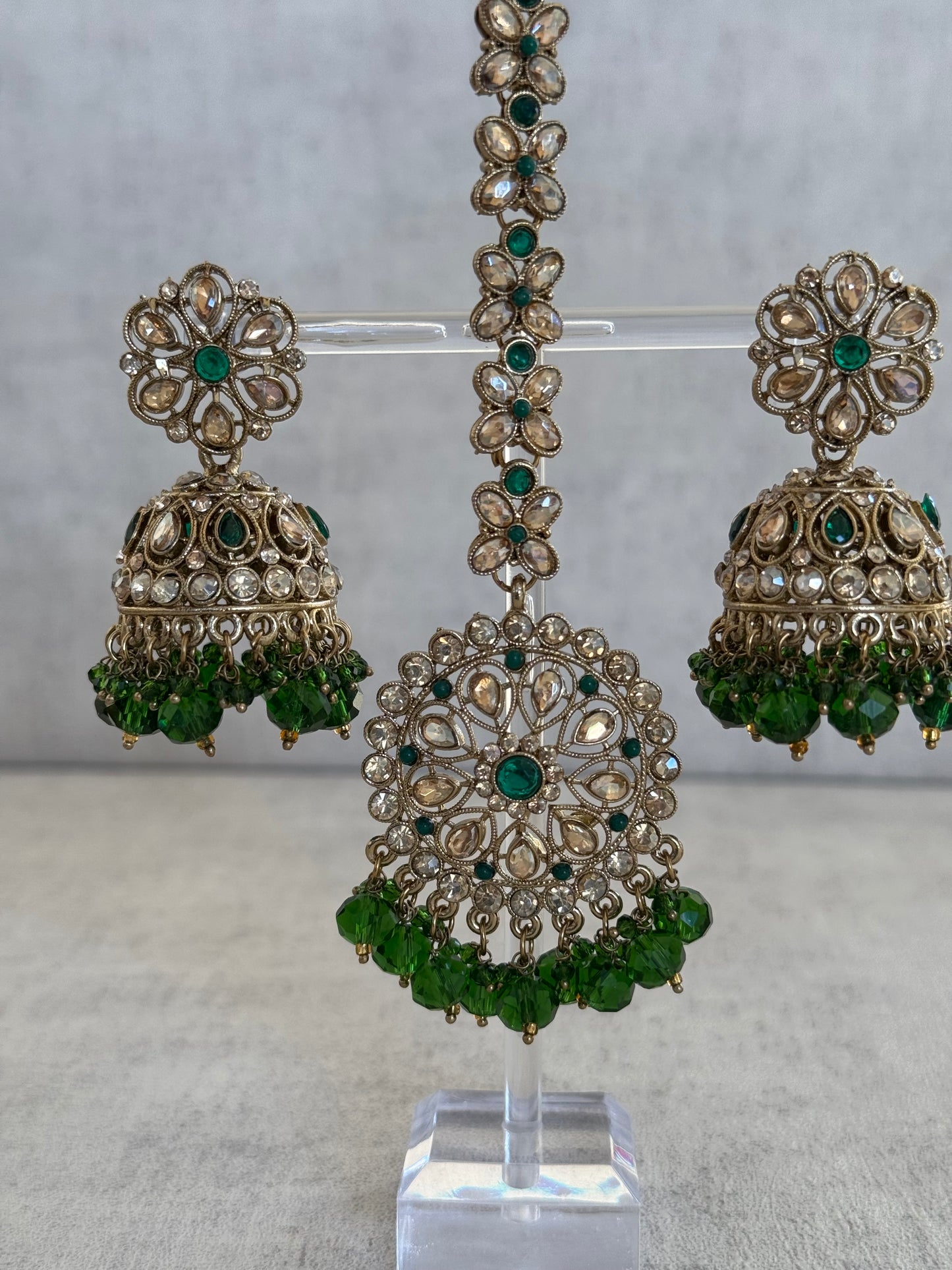 Ayura Designs Hookum Antique Gold Tikka Set – Elegant Earrings & Tikka with Olive Green Bead Accents