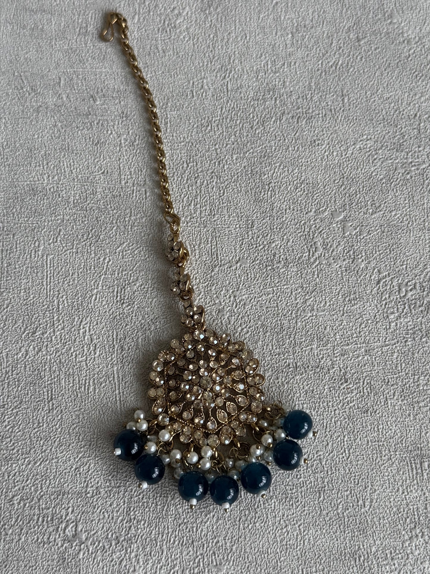 Ayura Designs Dastoor Tikka Set with Balis – Midnight Blue Beads, Champagne Stones & Pearls