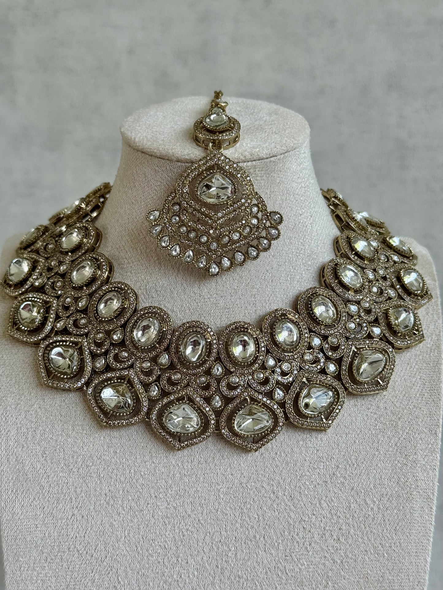 Ayura Designs Amy Set with Necklace, Jhumkis & Tikka – Antique Gold & Mirror-Cut Stones