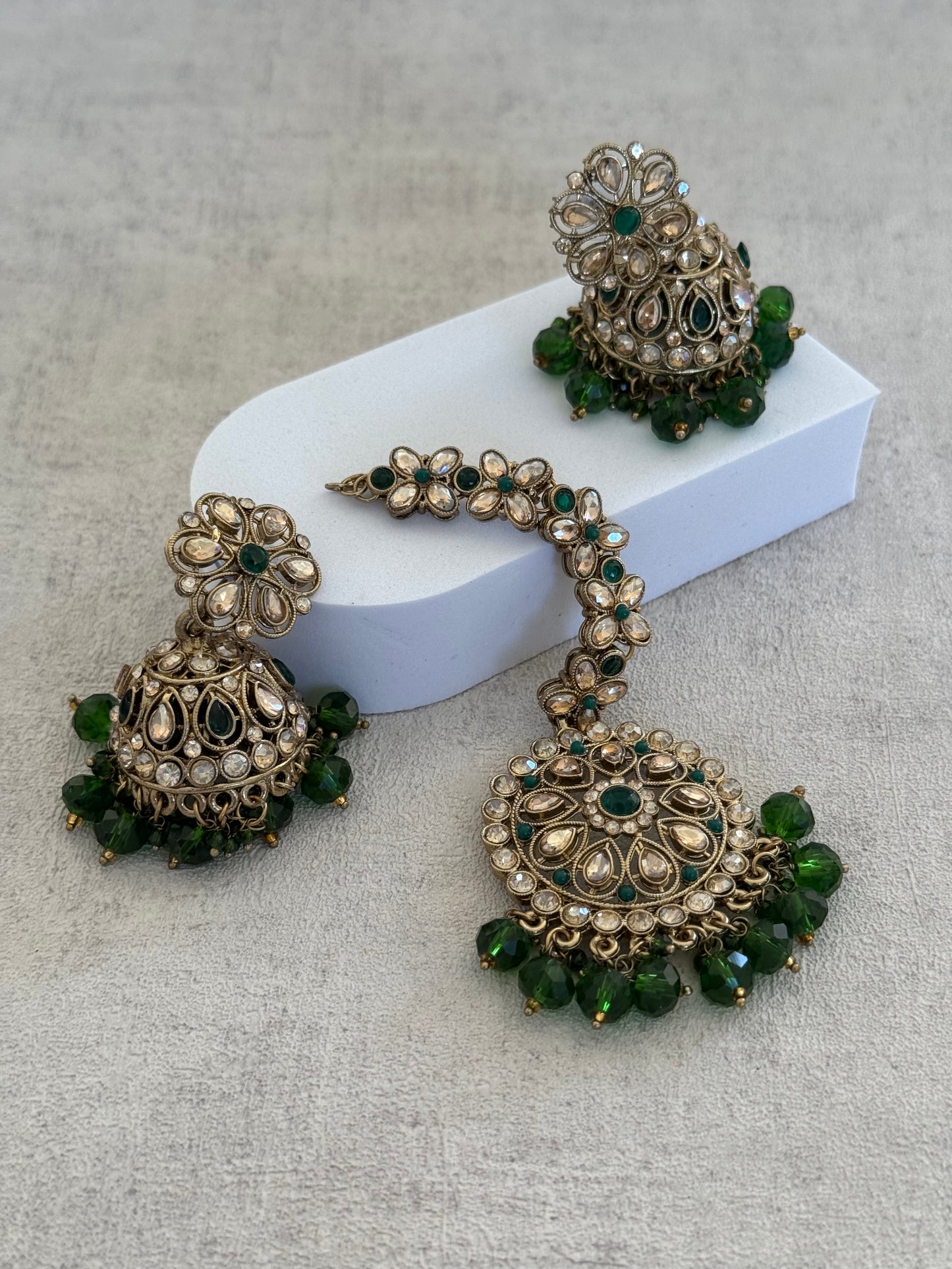 Ayura Designs Hookum Antique Gold Tikka Set – Elegant Earrings & Tikka with Olive Green Bead Accents