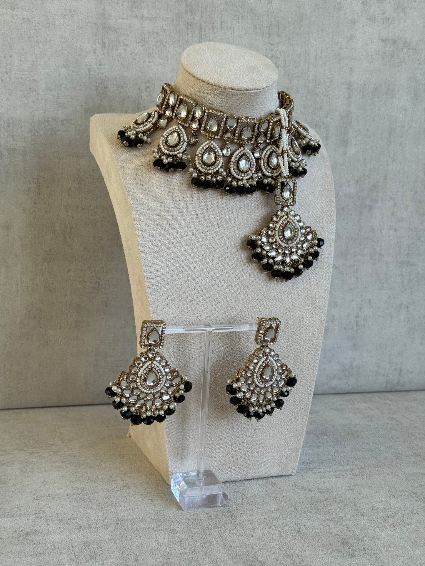 Ayura Designs Raqs Choker Set with Earrings & Tikka – Black Beads, Mirror Kundan & Antique Gold Finish