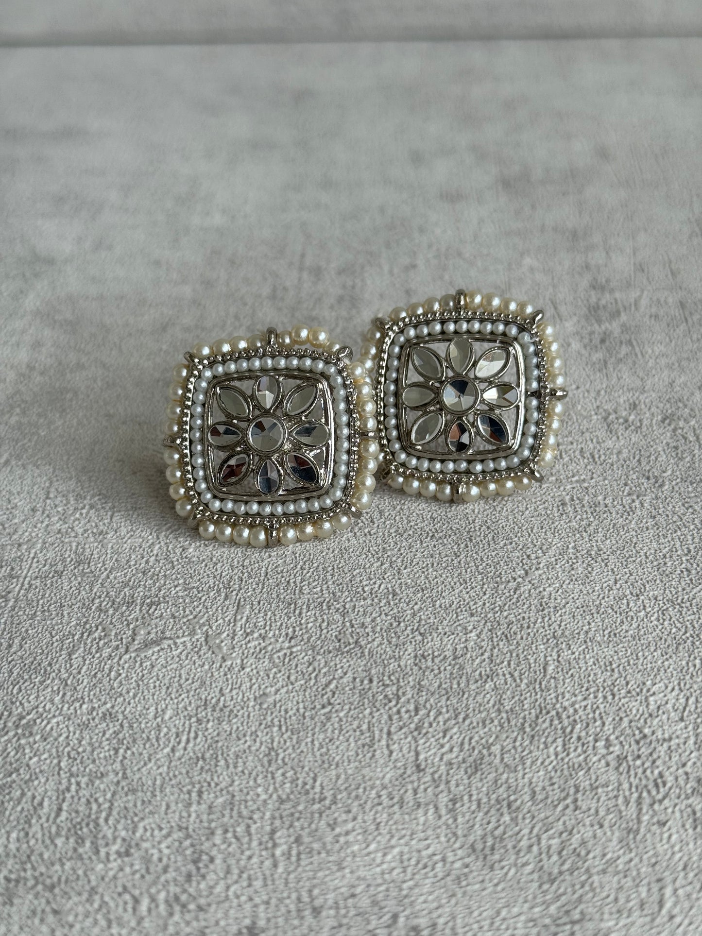 Ayura Designs Roma Pendant Set with Studs & Ring – Silver Beads, Mirror-Cut Polki & Pearl Detailing