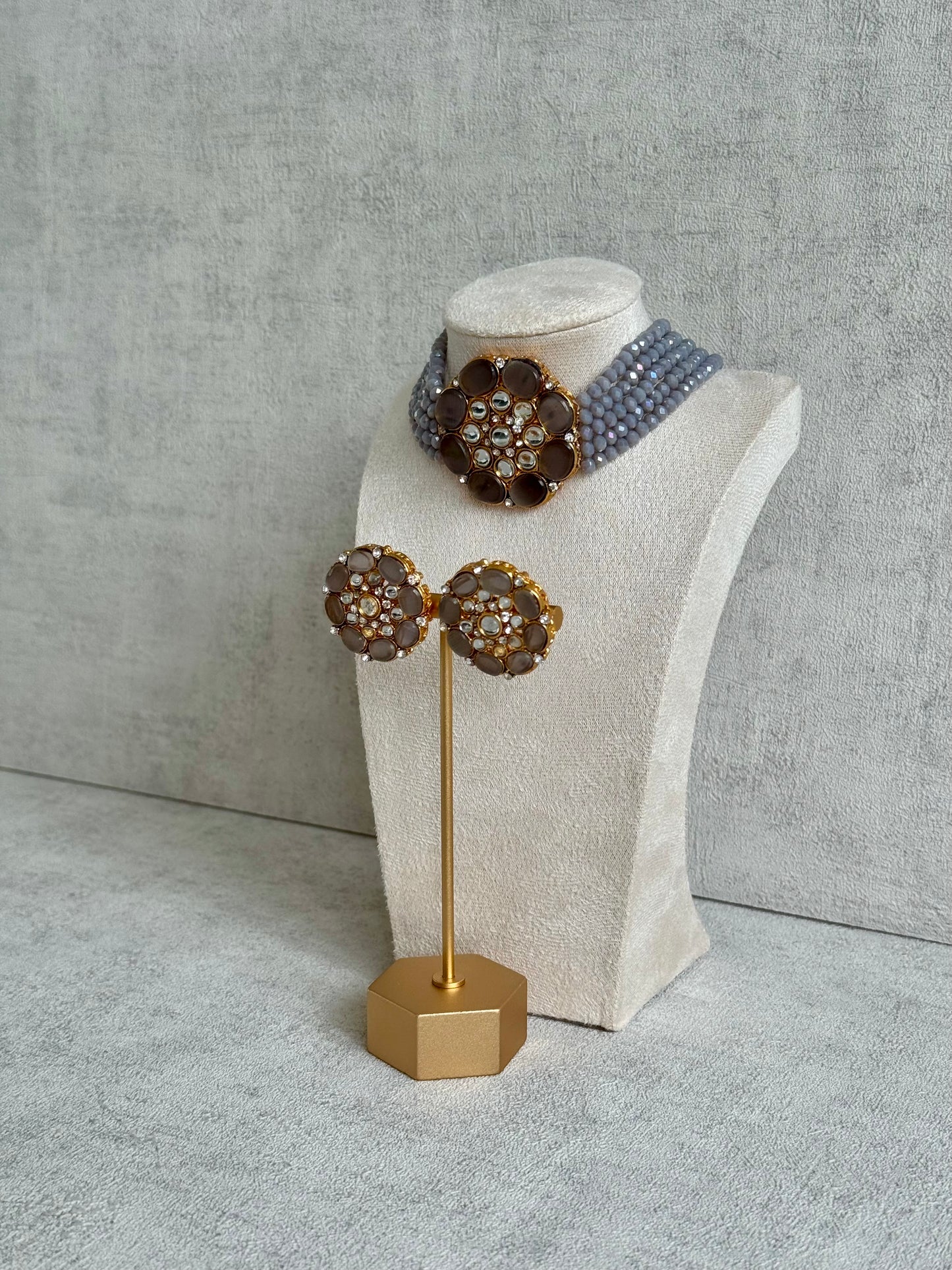 Ayura Designs Yasmin Kundan Choker Set with Studs – Dove Grey Beads & Mirror-Cut Stones