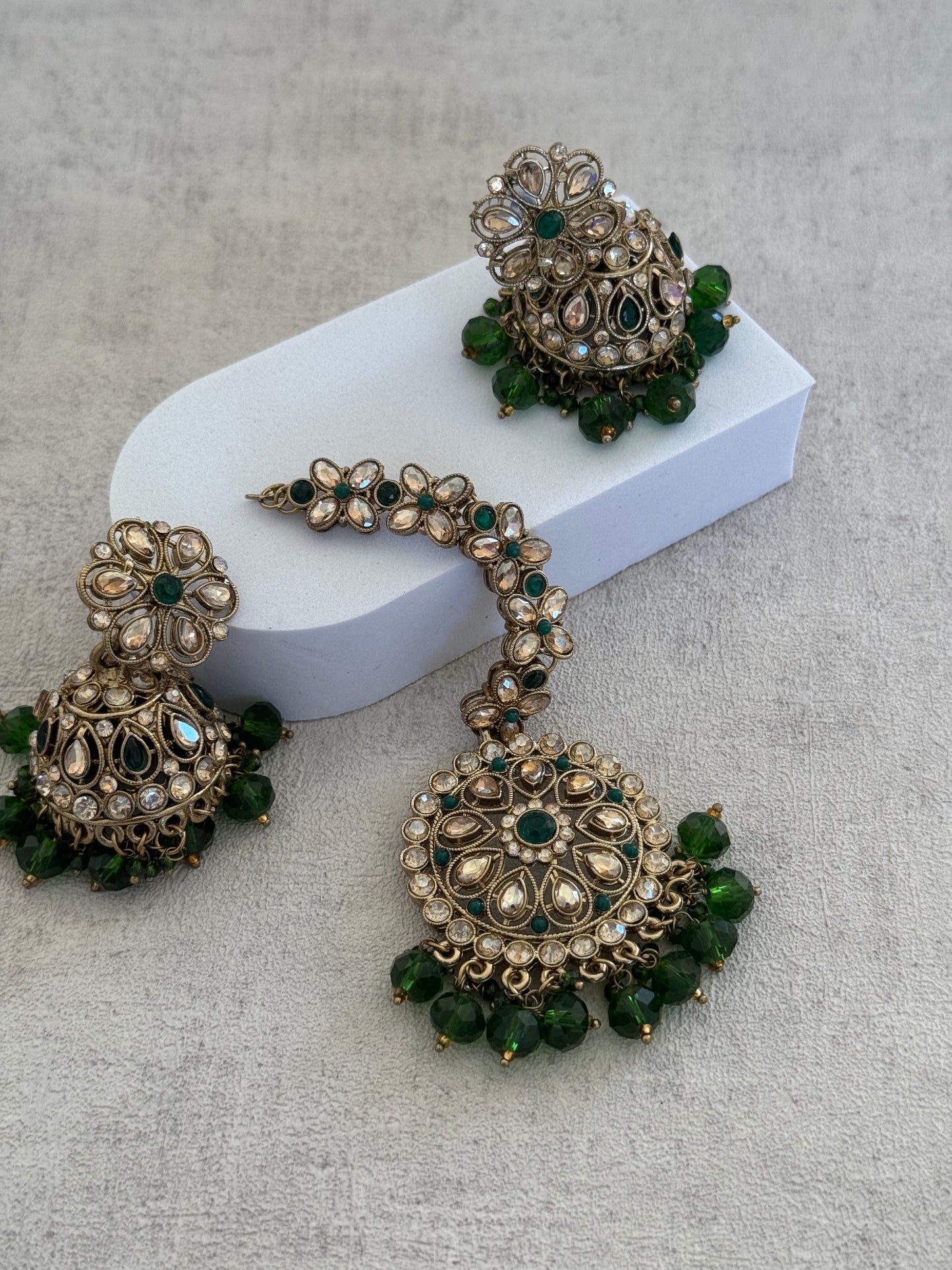 Ayura Designs Hookum Antique Gold Tikka Set – Elegant Earrings & Tikka with Olive Green Bead Accents