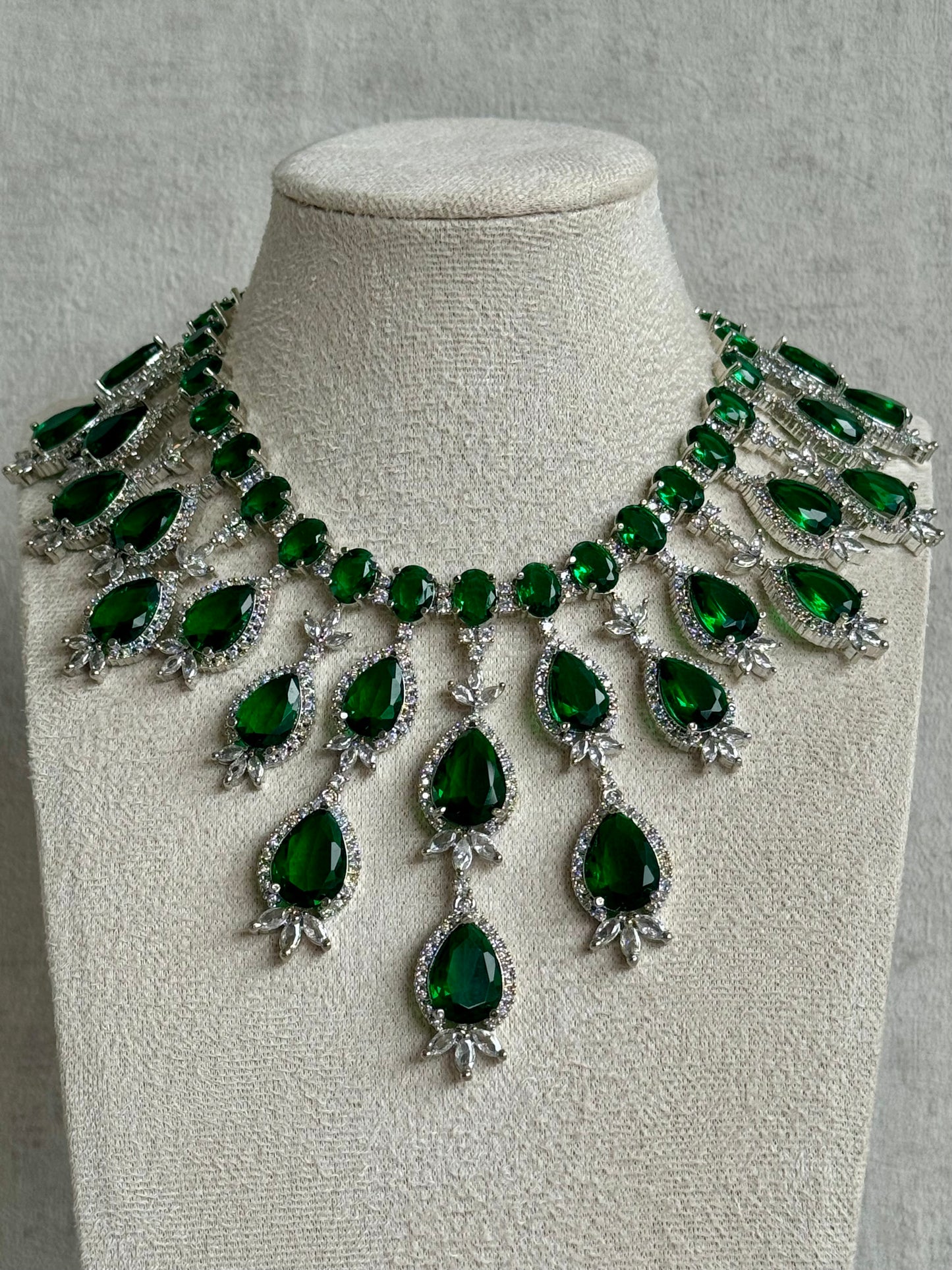 Ayura Designs Zarmina Necklace Set with Earrings – Emerald Green Teardrop Stones, Diamond-Cut Crystals & Rhodium Finish