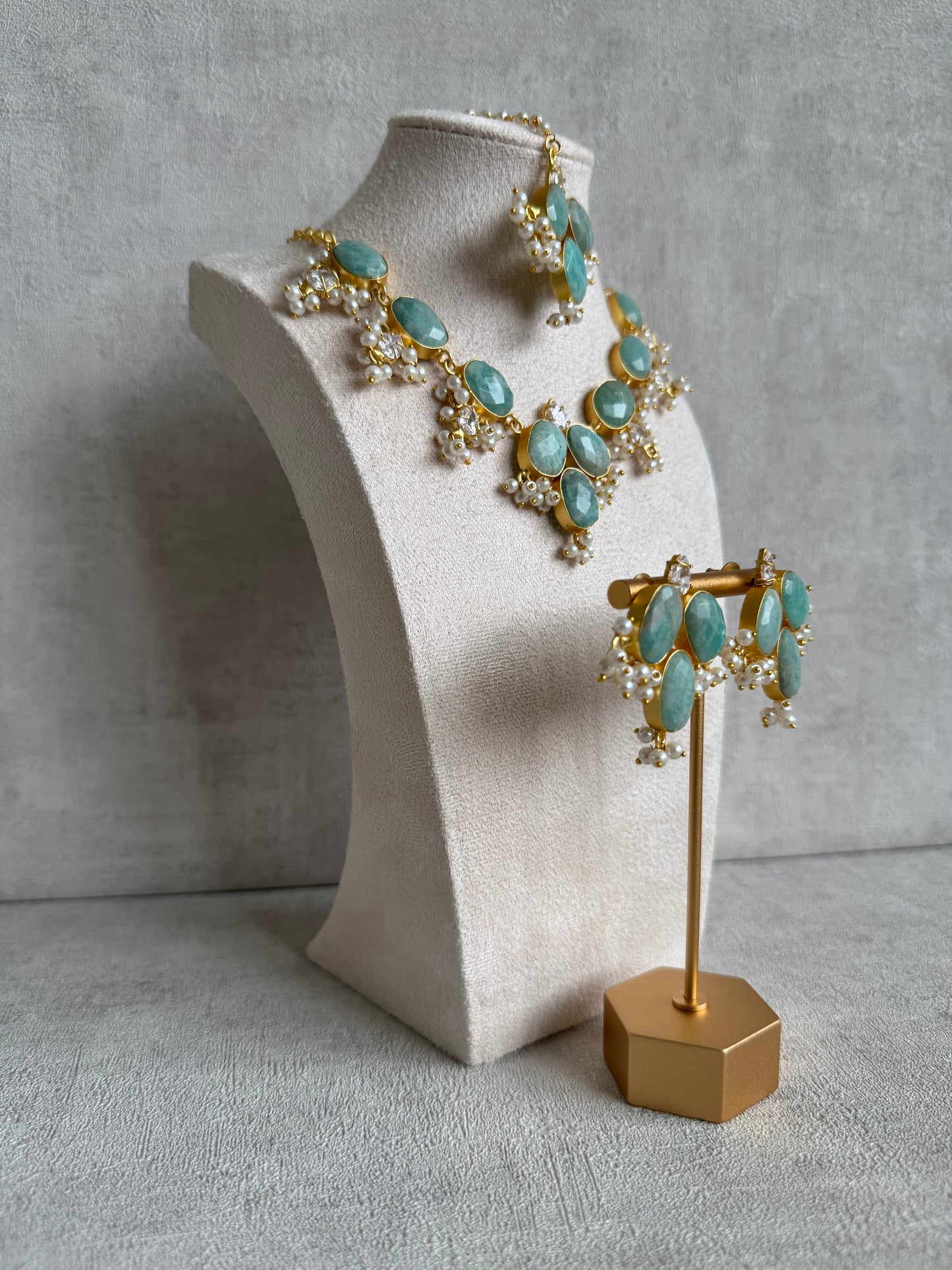 Ayura Designs Anahita Set with Tikka & Earrings – Amazonite, Crystals & Pearls