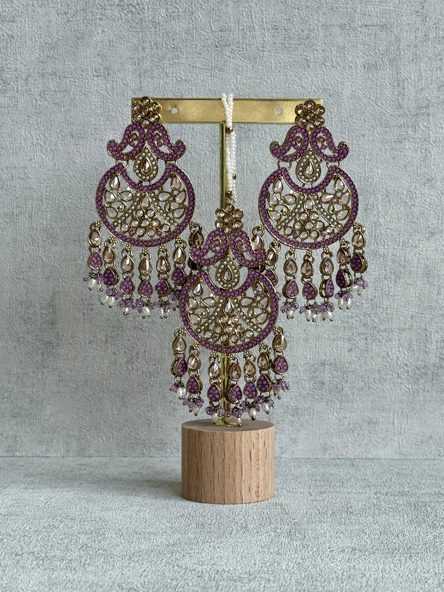Ayura Designs Anvi Tikka Set with Earrings – Lilac with Champagne Stones & Pearl Drops