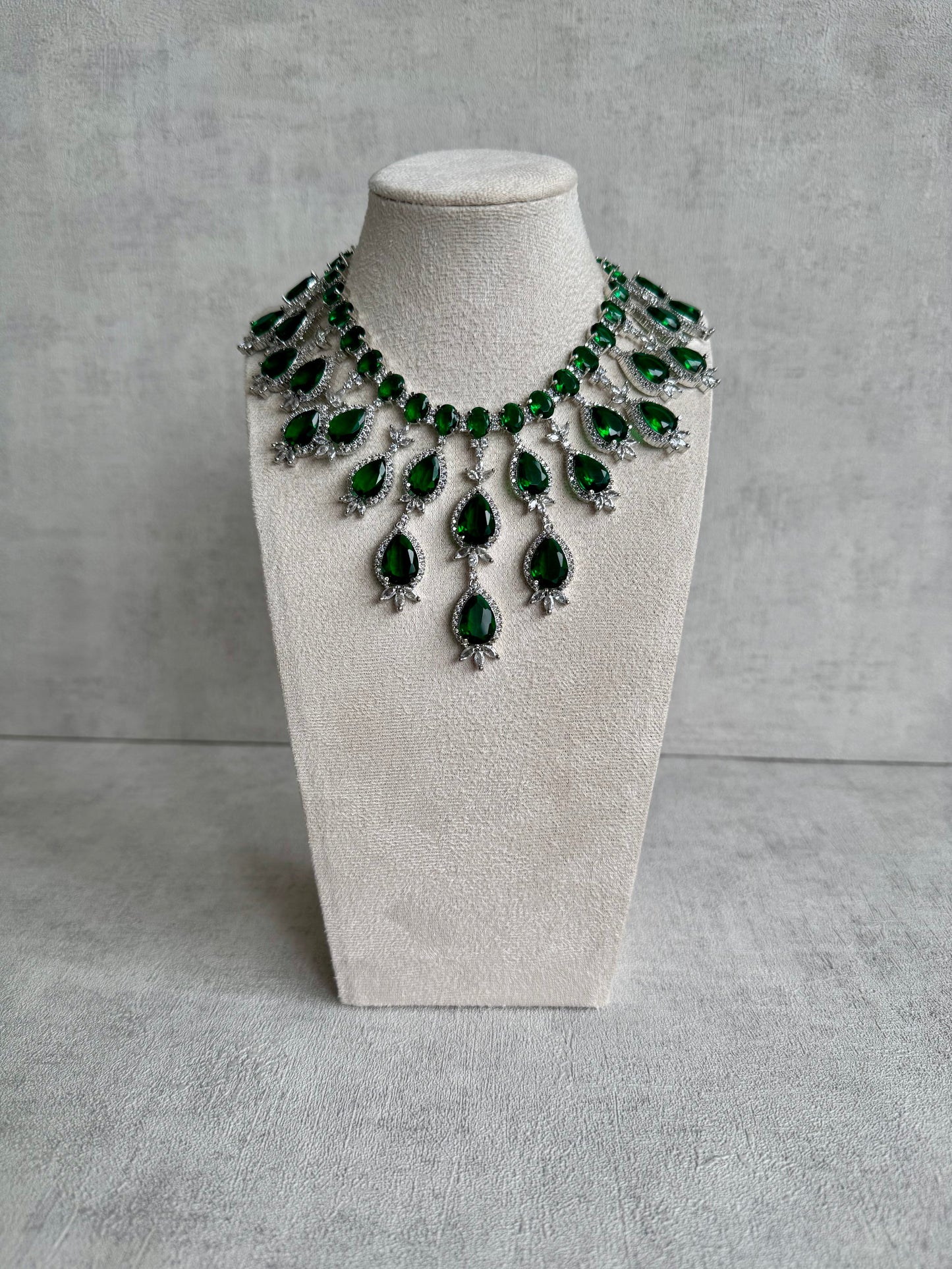 Ayura Designs Zarmina Necklace Set with Earrings – Emerald Green Teardrop Stones, Diamond-Cut Crystals & Rhodium Finish