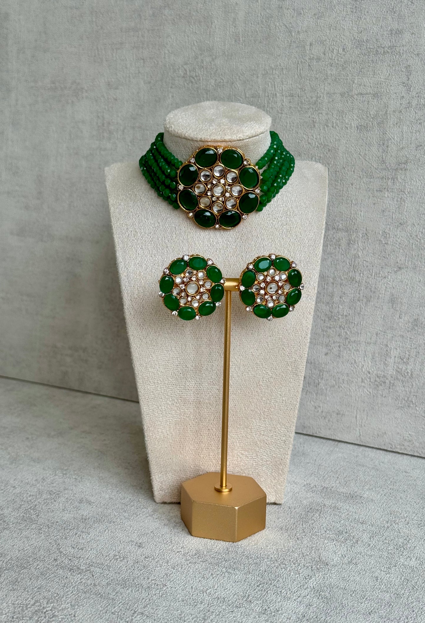 Ayura Designs Yasmin Kundan Choker Set with Studs – Emerald Green Beads & Mirror-Cut Stones