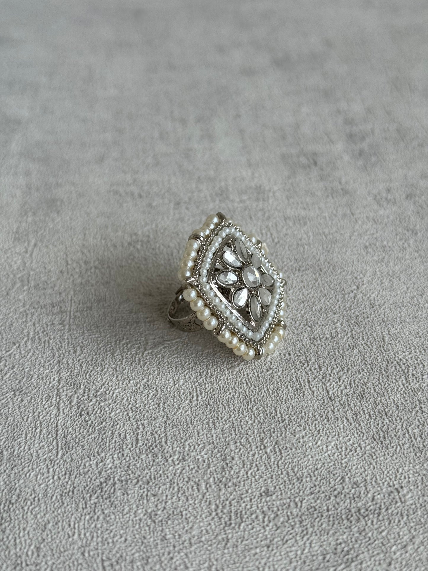 Ayura Designs Roma Pendant Set with Studs & Ring – Silver Beads, Mirror-Cut Polki & Pearl Detailing