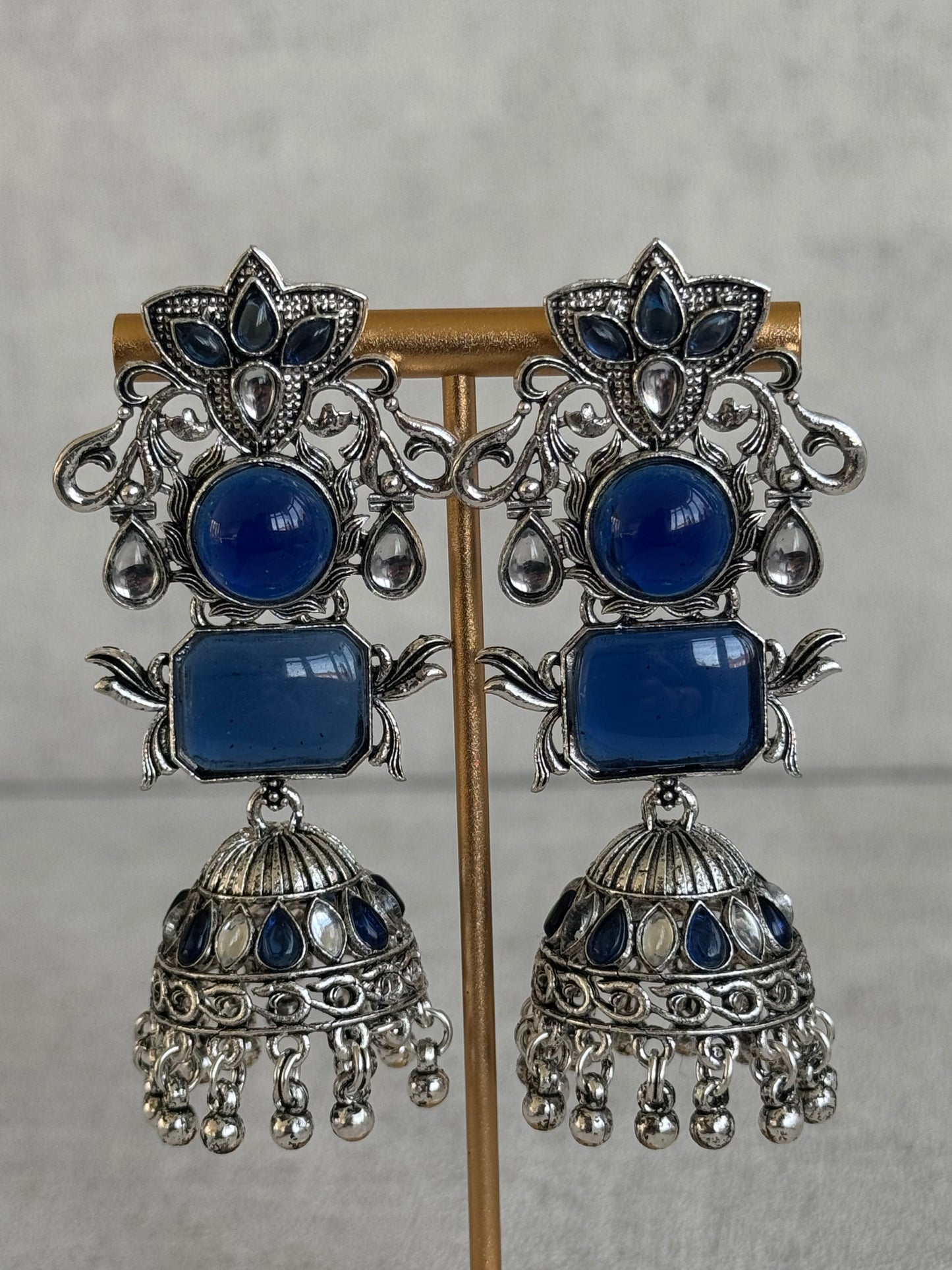 Ayura Designs Noorani Earrings – Oxidised Silver with Lajwardi Blue Stones, Kundan Detailing & Enamelled Jhumkis