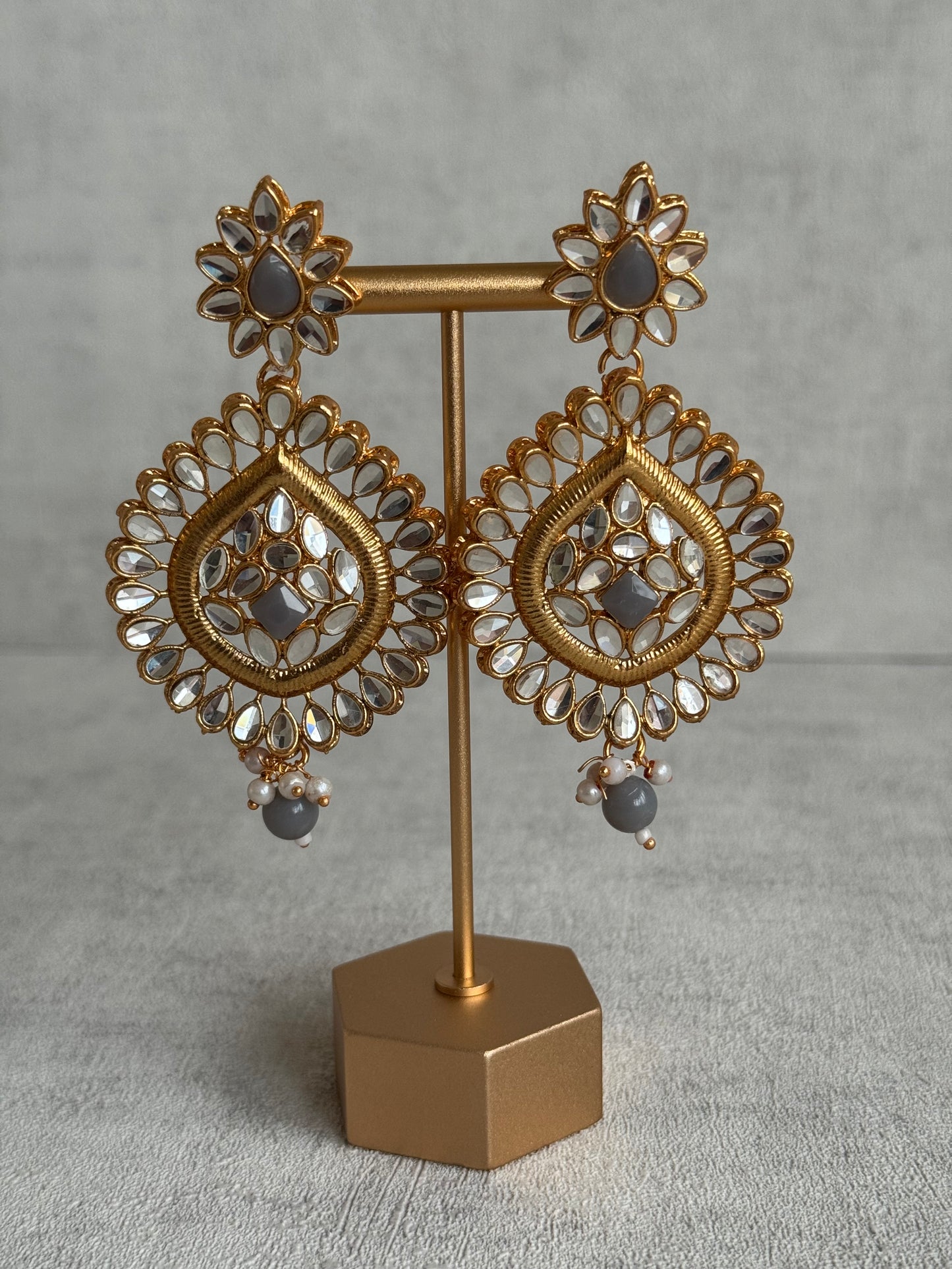 Ayura Designs Baani Kundan Choker with Earrings – Slate Grey Stones & Pearl Detailing