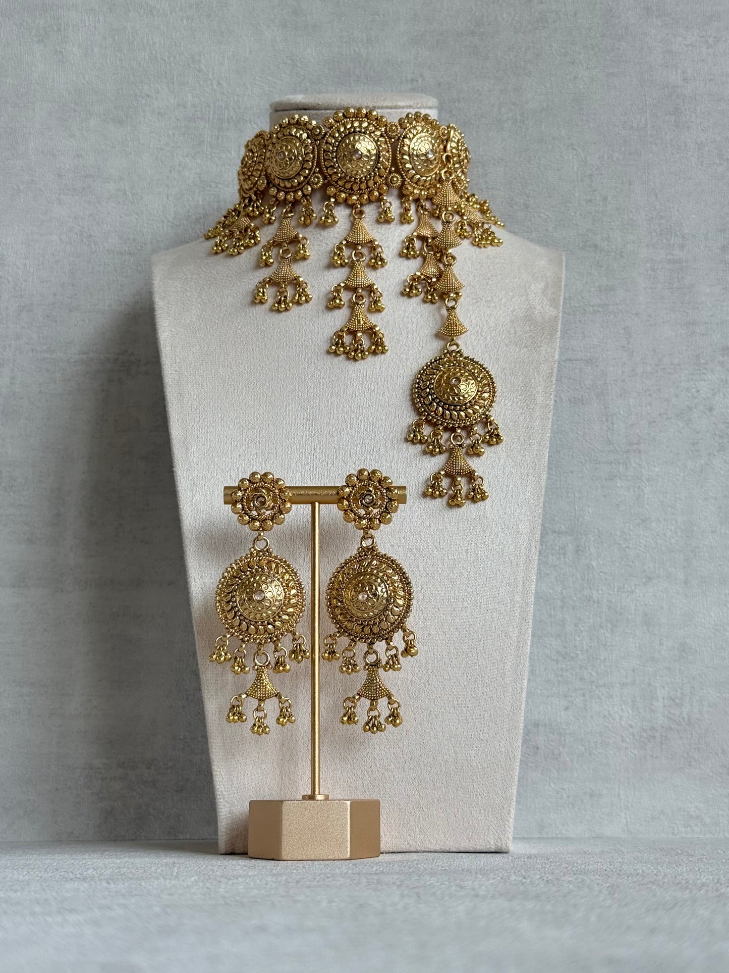 Ayura Designs Farzeena Choker Set with Earrings & Tikka – Traditional Gold Tone Waterfall Jewellery Set with Ghungroo Detailing