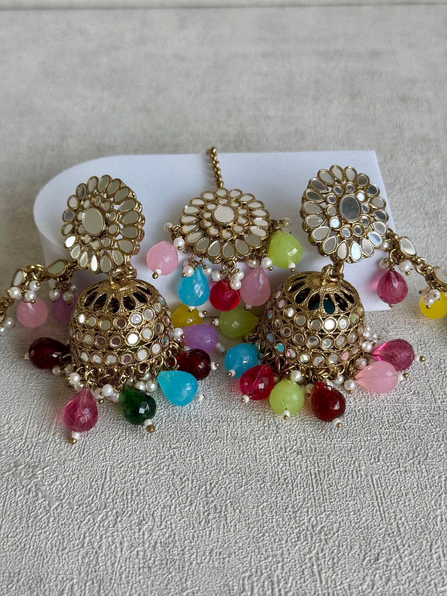 Ayura Designs Fitoor Tikka Set – Mirror Work with Multicolour Beads, Pearl Detailing & Matching Sahare