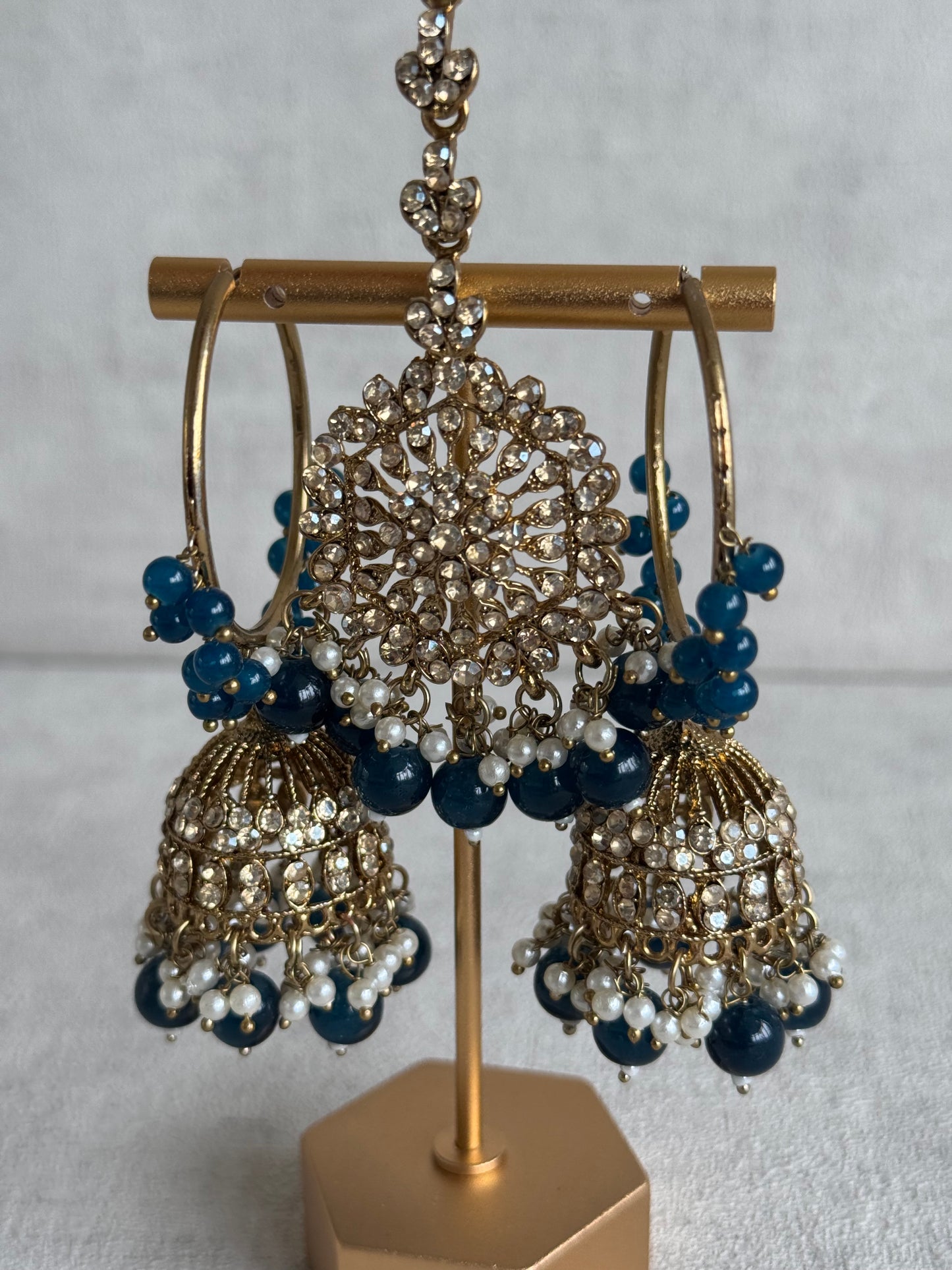 Ayura Designs Dastoor Tikka Set with Balis – Midnight Blue Beads, Champagne Stones & Pearls
