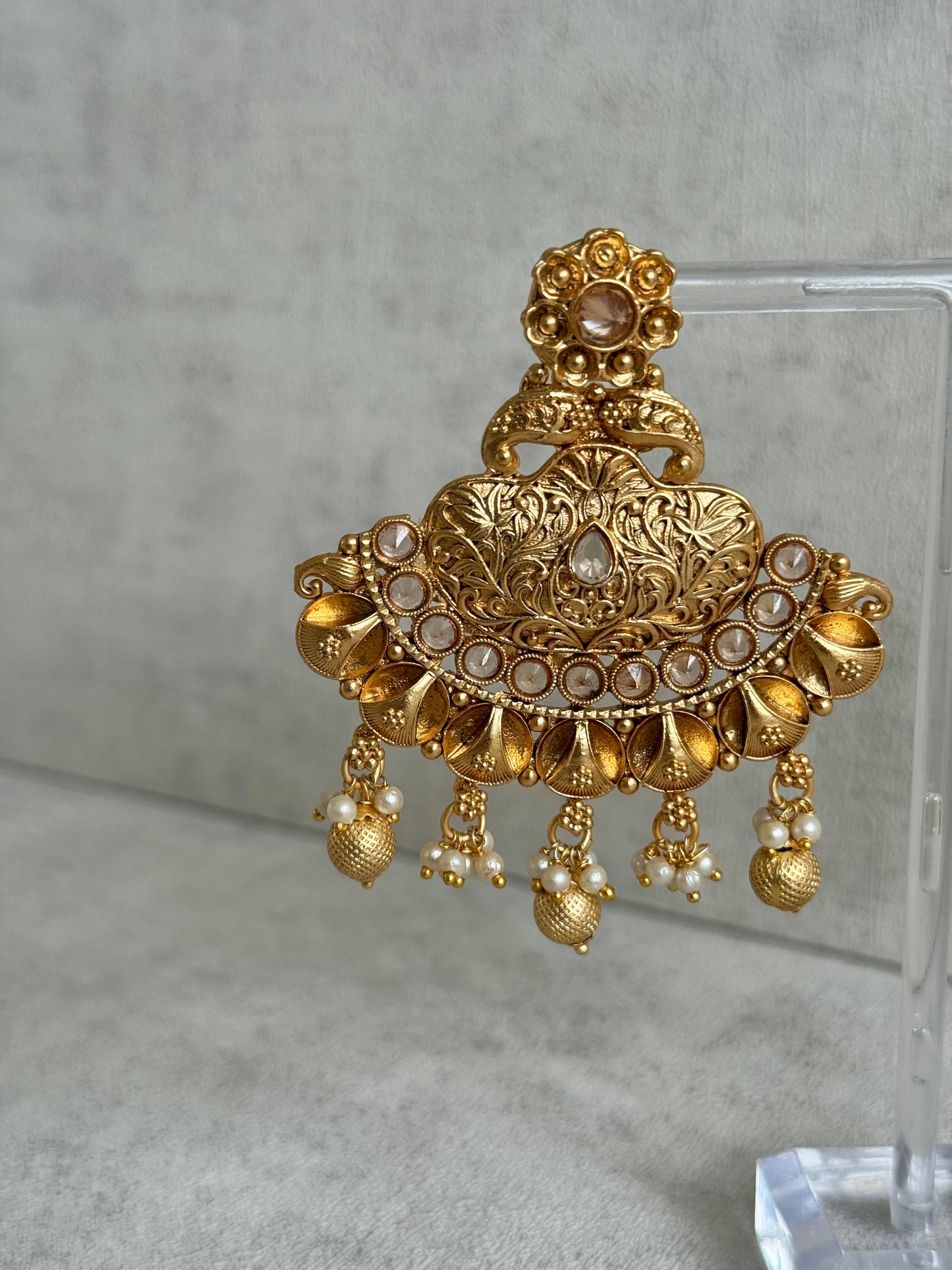 Ayura Designs Neera Earrings in Antique Gold with Mirror-Cut Polki & Pearls