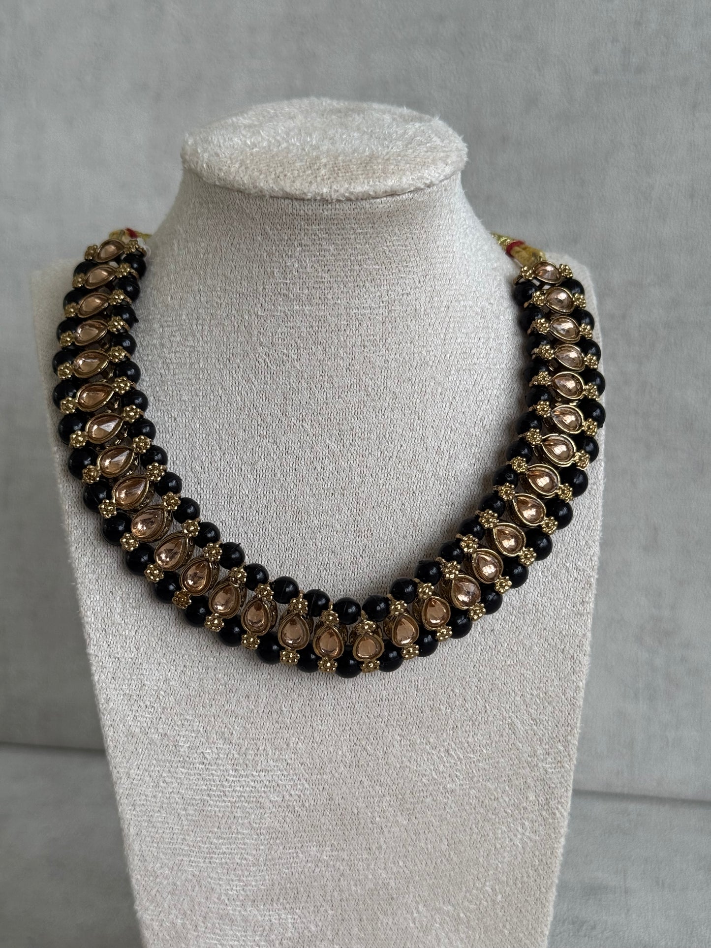 Ayura Designs Hala Set with Tikka & Studs – Midnight Black Beads & Champagne Kundan