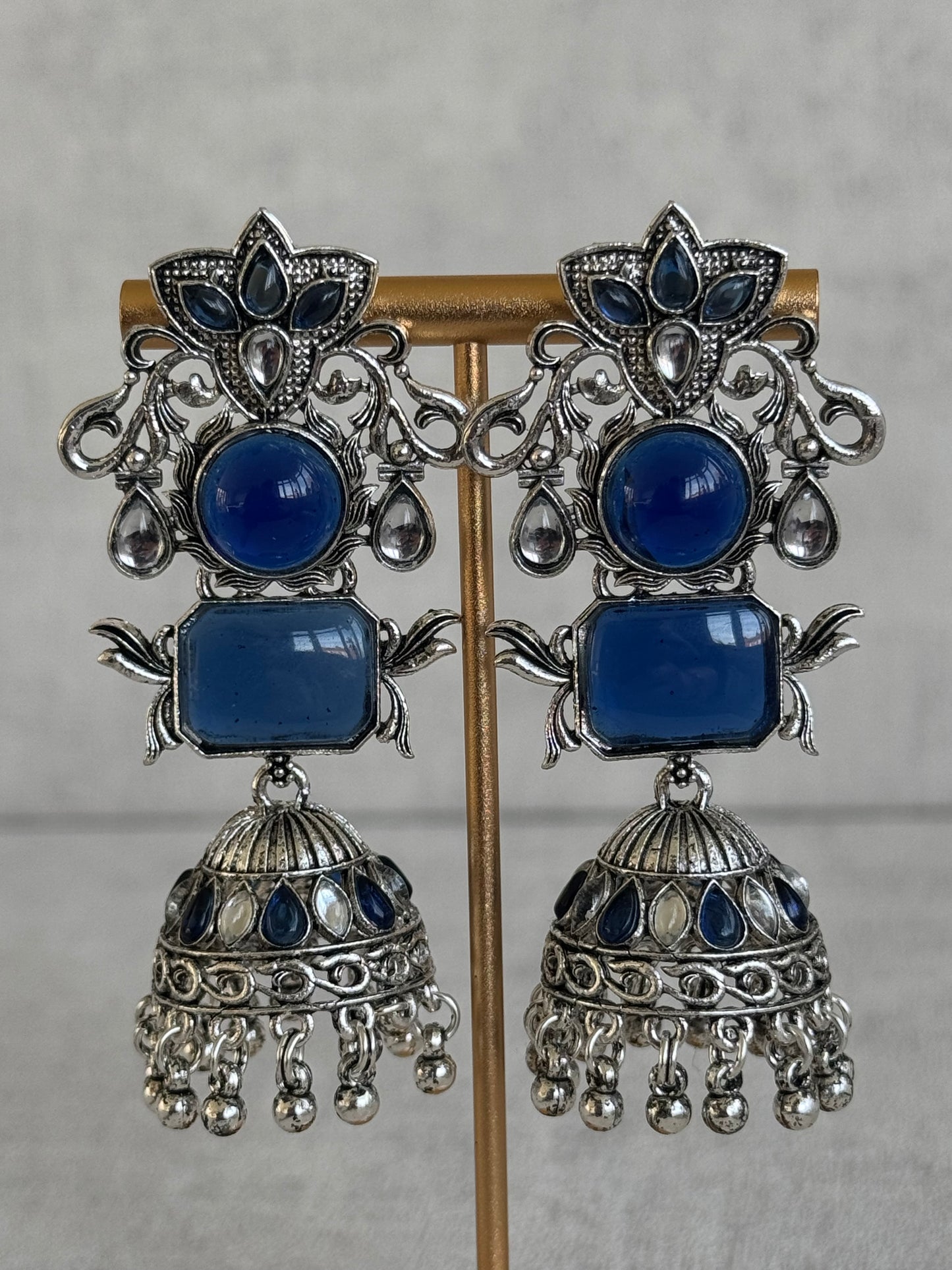 Ayura Designs Noorani Earrings – Oxidised Silver with Lajwardi Blue Stones, Kundan Detailing & Enamelled Jhumkis