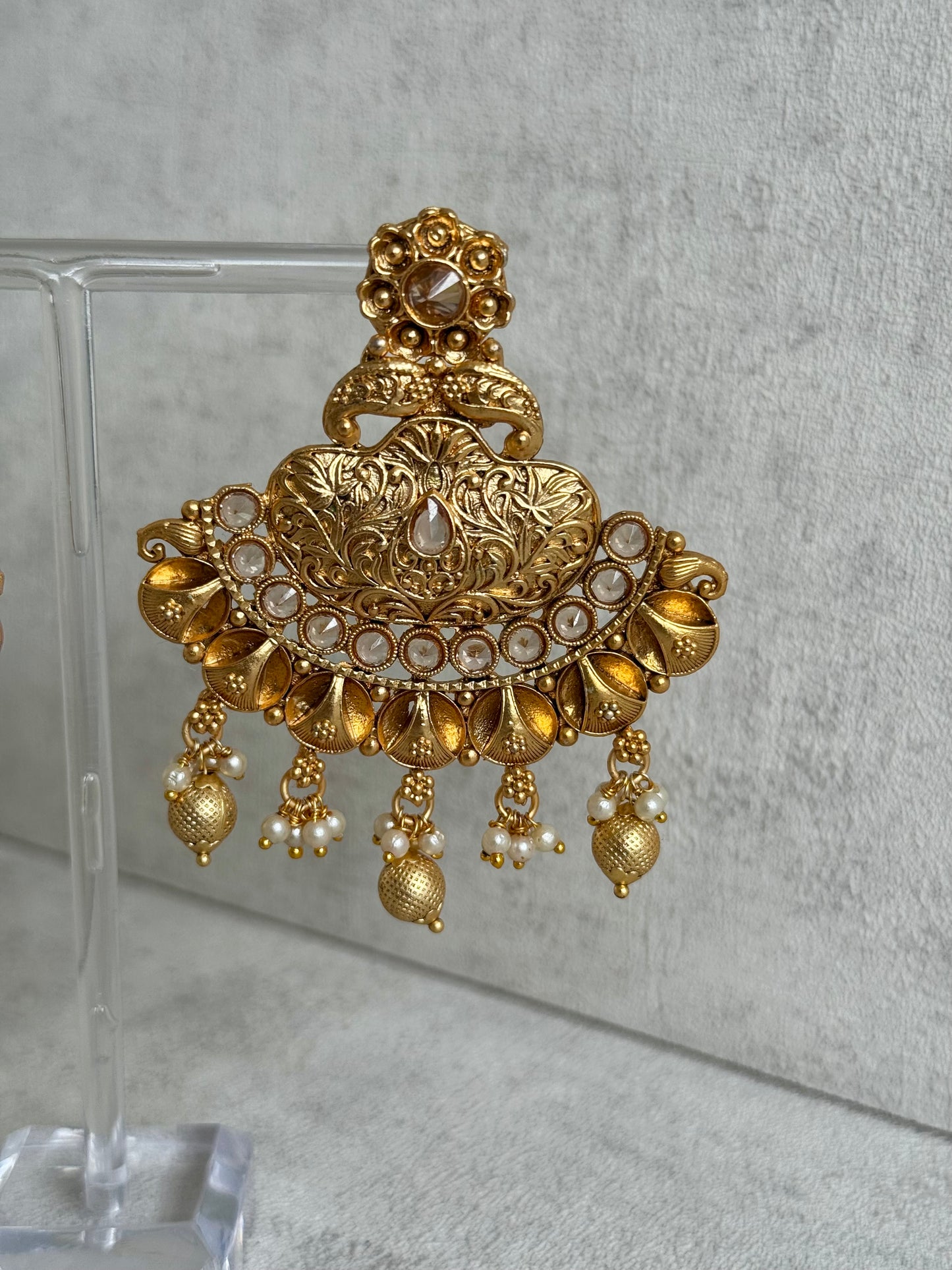 Ayura Designs Neera Earrings in Antique Gold with Mirror-Cut Polki & Pearls