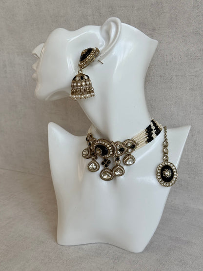 Ayura Designs Myra Choker Set with Earrings & Tikka – Black Kundan & Pearl Detailing