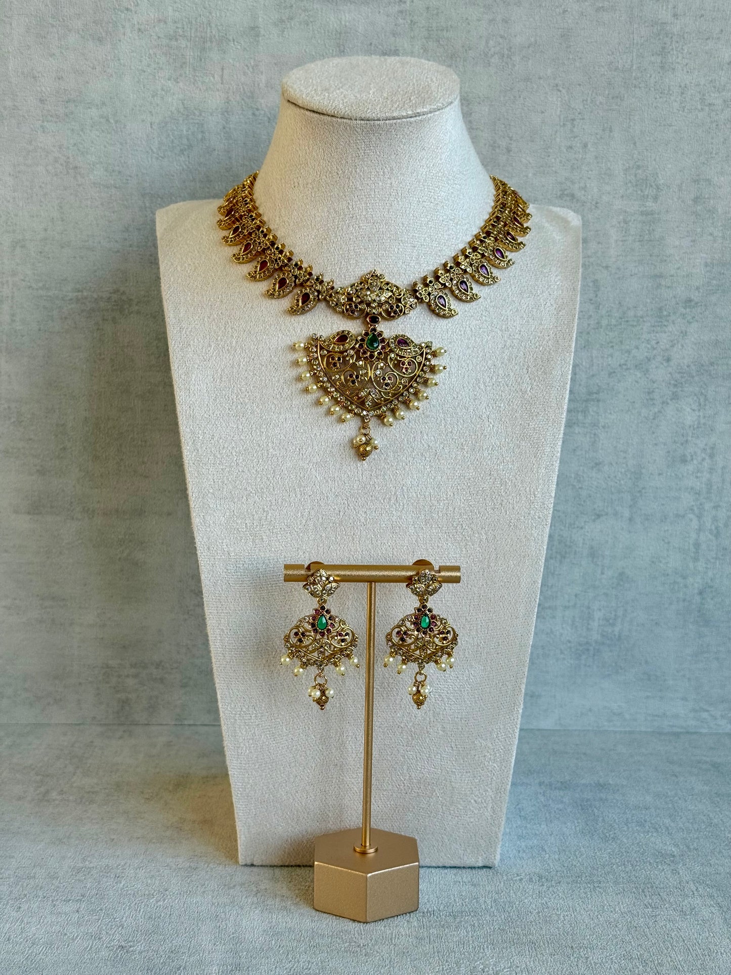 Ayura Designs Joya Set with Necklace, Earrings & Tikka – Kundan Detailing, Pink & Green Stones with Pearl Drops