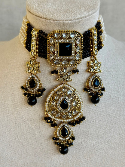 Ayura Designs Zarmeen Choker Set with Earrings & Tikka – Mirror-Cut Stones, Antique Gold Finish and Black Beads