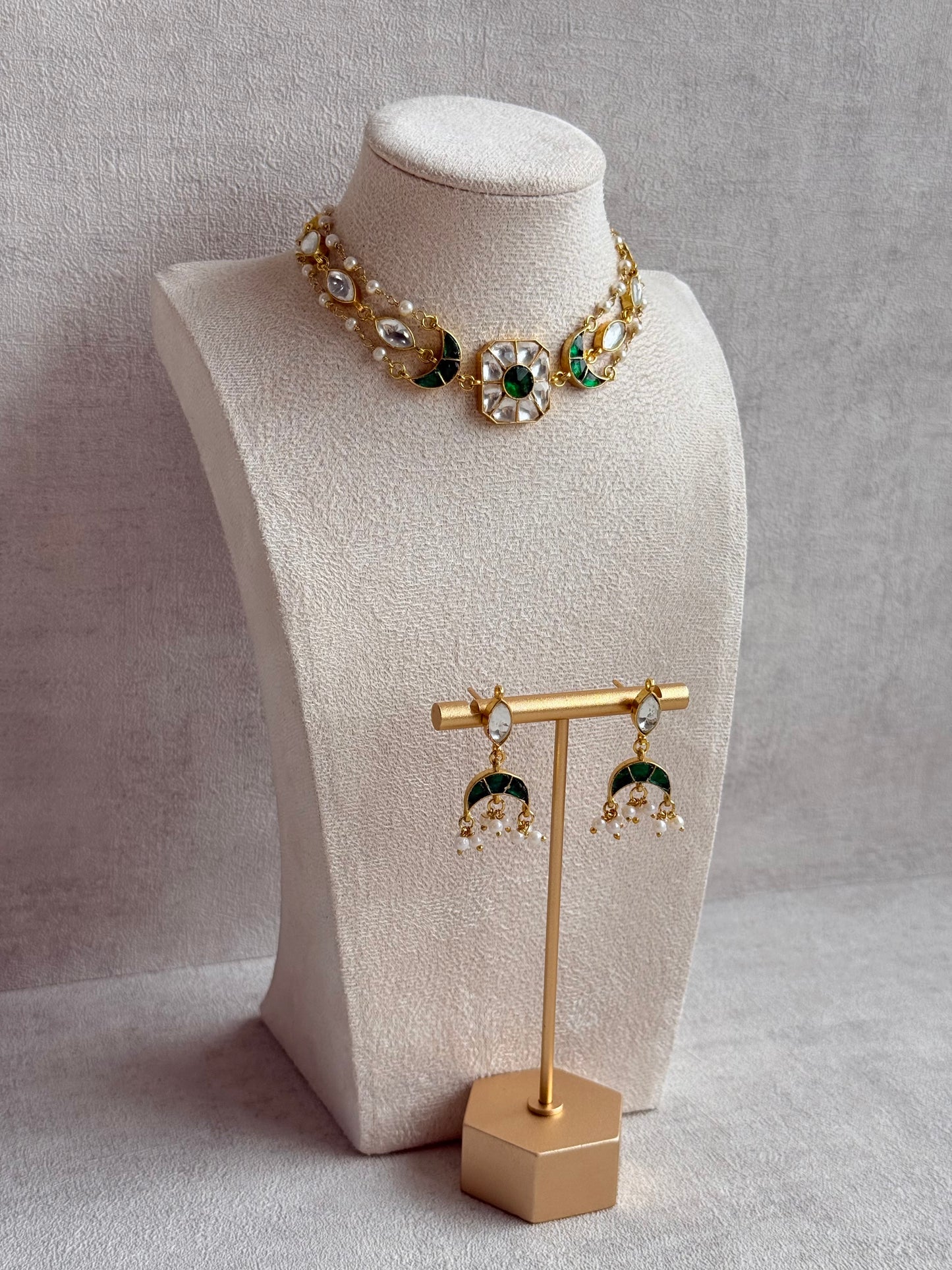 Ayura Designs Mahi Choker Set with Earrings – Meenakari Kundan Emerald Green & Ivory Detailing