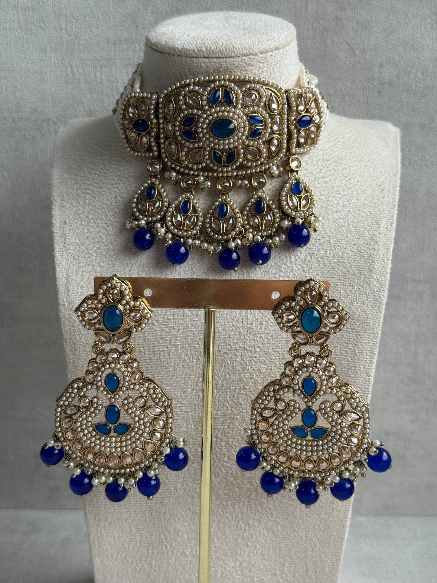 Ayura Designs Zarlish Set – Choker, Earrings & Tikka with Mirror-Cut Stones, Ink Blue Beads & Gold Finish