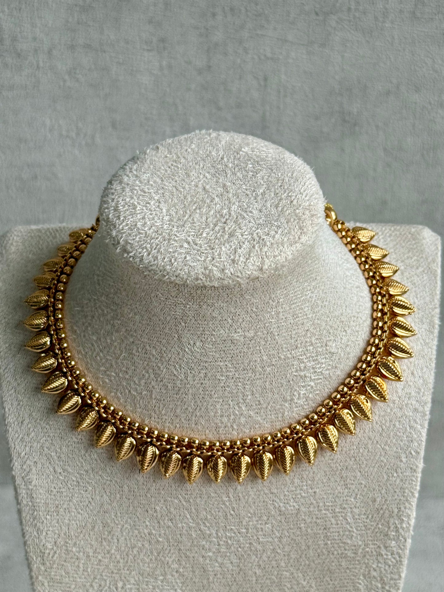 Ayura Designs Hiral Set – Necklace & Earrings with Antique Gold Leaf Motifs