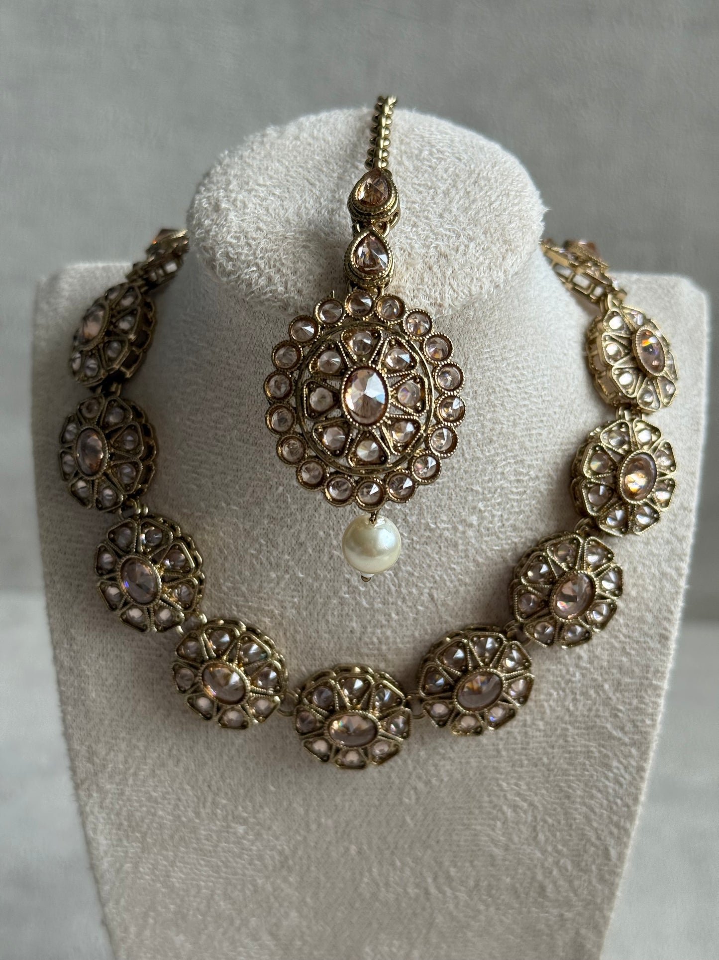 Ayura Designs Sania Set with Necklace, Earrings & Tikka – Ruby Red Stones, Kundan Detailing & Antique Gold Finish