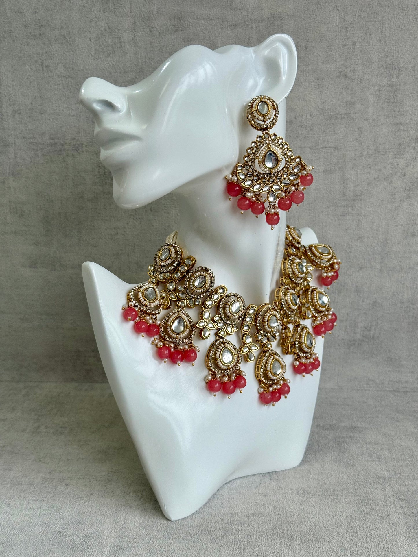 Ayura Designs Janvi Set with Necklace, Earrings & Tikka – Kundan Detailing, Peach Beads & Pearls Drops
