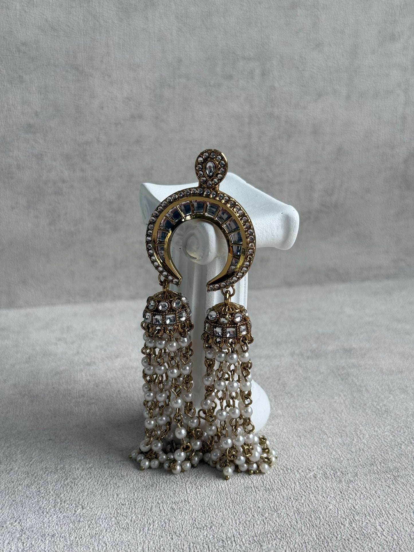 Ayura Designs Chand Hair Brooch – Crescent Polki Design with Pearl Tassels & Antique Gold Finish