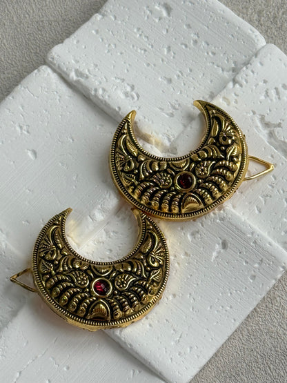 Ayura Designs Jivani Hair Pins – Ornate Crescent Moon Design with Ruby  Stones & Antique Gold Finish