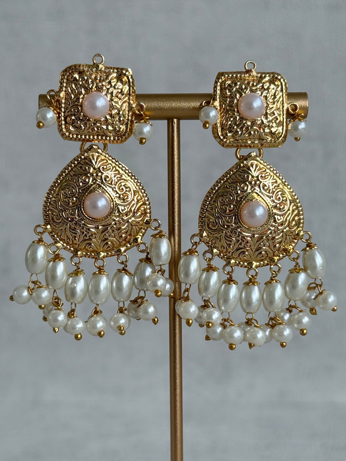 Ayura Designs Chetna Choker Set with Earrings & Tikka – Ivory Pearl Beads & Pearl Drops with Pipal Patti Detailing
