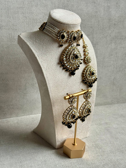 Ayura Designs Tehreem Set with Necklace, Earrings & Tikka – Mirror-Cut Stones, Black Beads & Antique Gold Finish