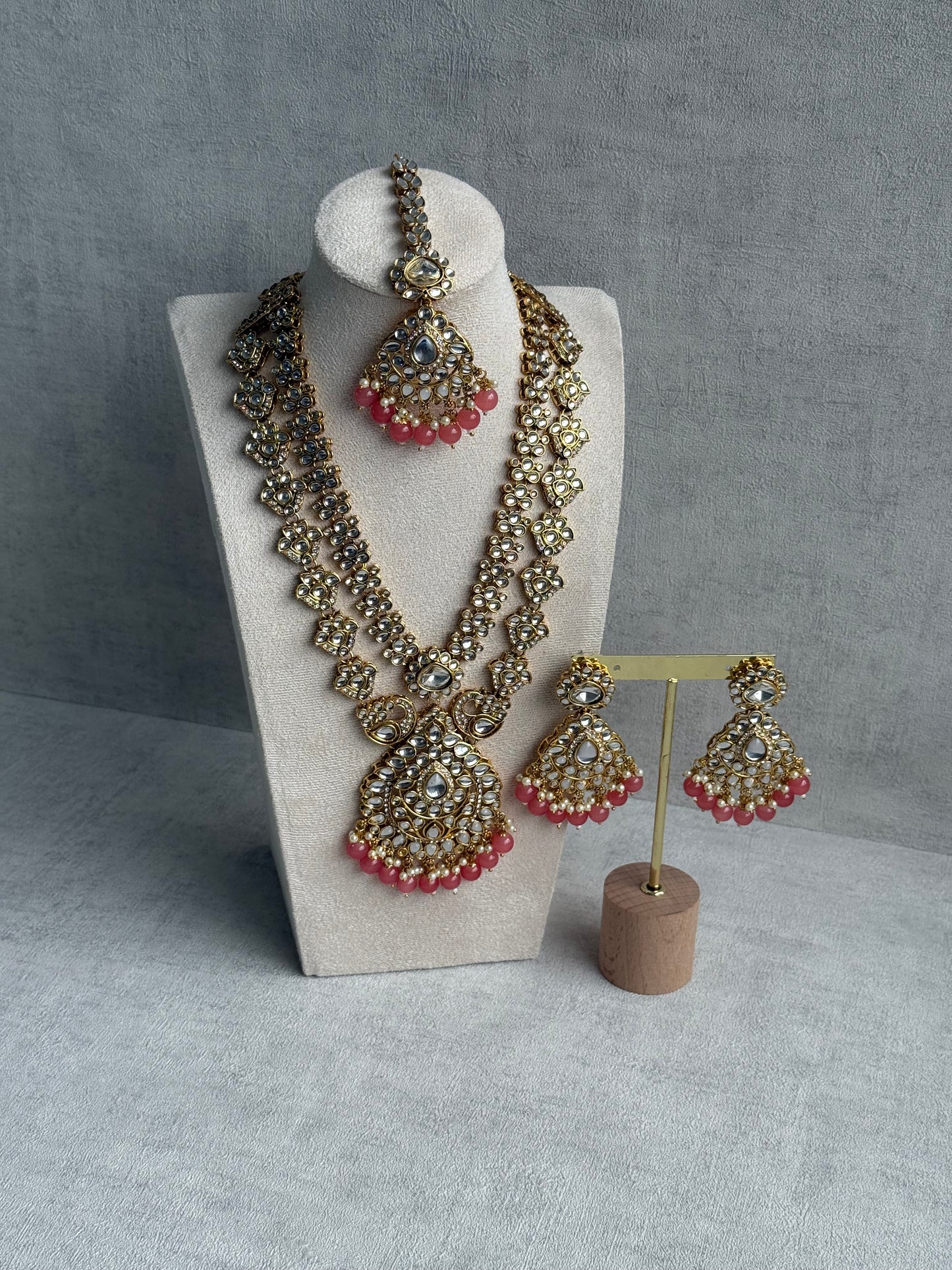 Ayura Designs Javeria Set with Earrings & Tikka – Peach Beads, Mirror Kundan & Gold Finish