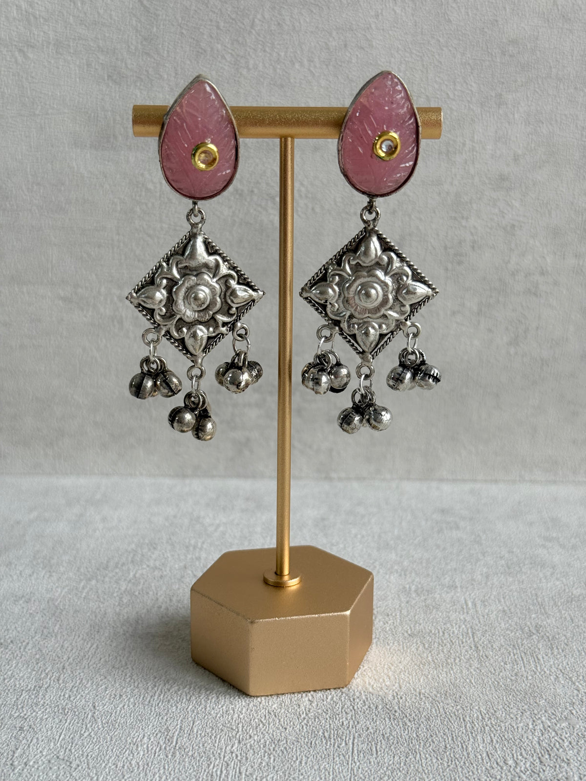 Ayura Designs Jiyana Collar Necklace Set – Blush Pink & Aqua Green Carved Teardrop Stones & Oxidised Silver Finish