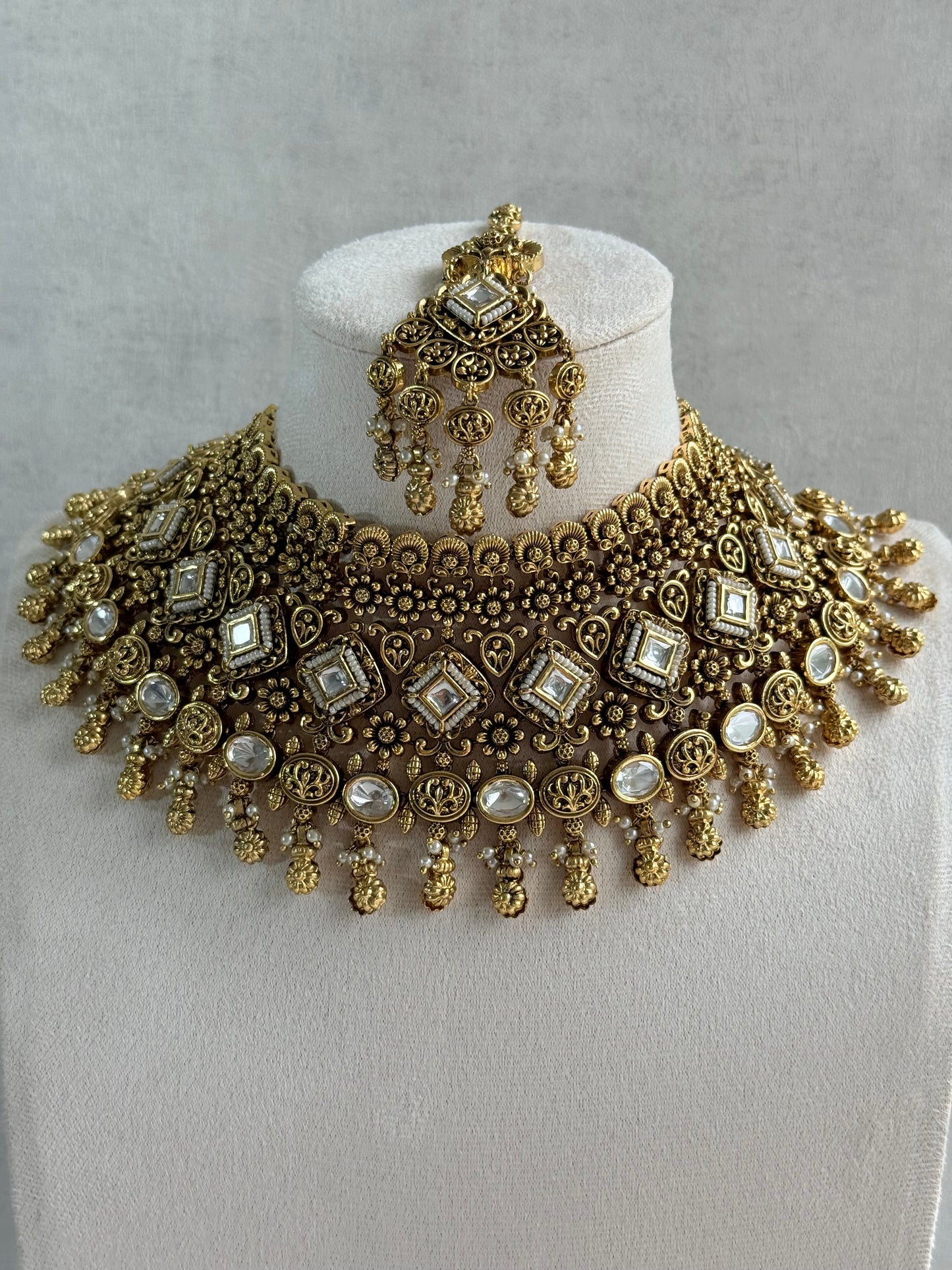 Ayura Designs Ehsaas Bridal Set with Earrings & Tikka – Kundan Stones, Pearls in Antique Gold Finish
