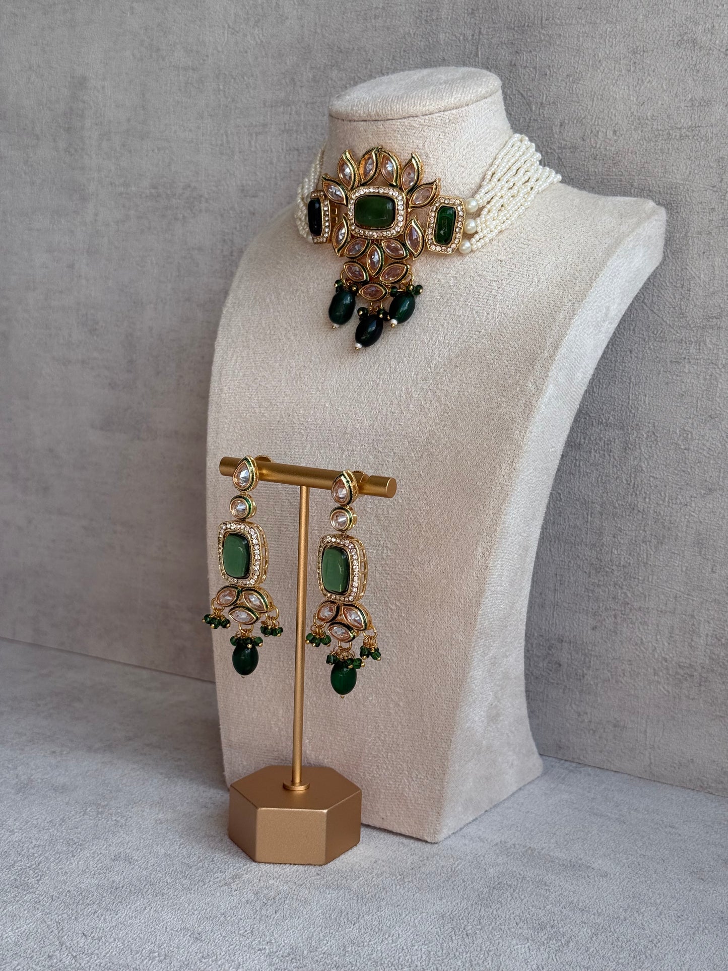 Ayura Designs Raaz Set with Necklace & Earrings – Emerald Green Stones, Kundan Detailing & Antique Gold Finish