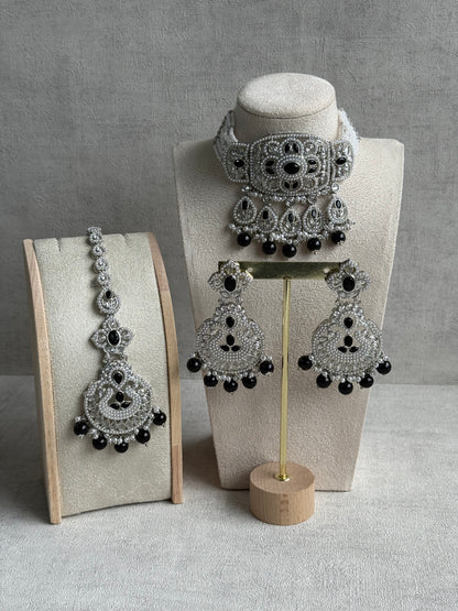 Ayura Designs Zarlish Set – Choker, Earrings & Tikka with Mirror-Cut Stones, Black & White Beads & Silver Finish